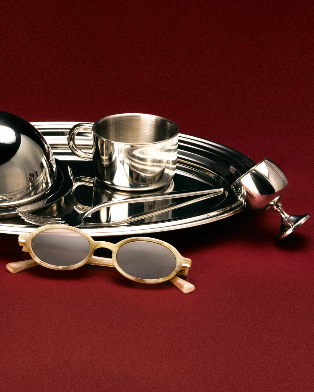 The Elvie Oval Damen-Sonnenbrillen in Creme