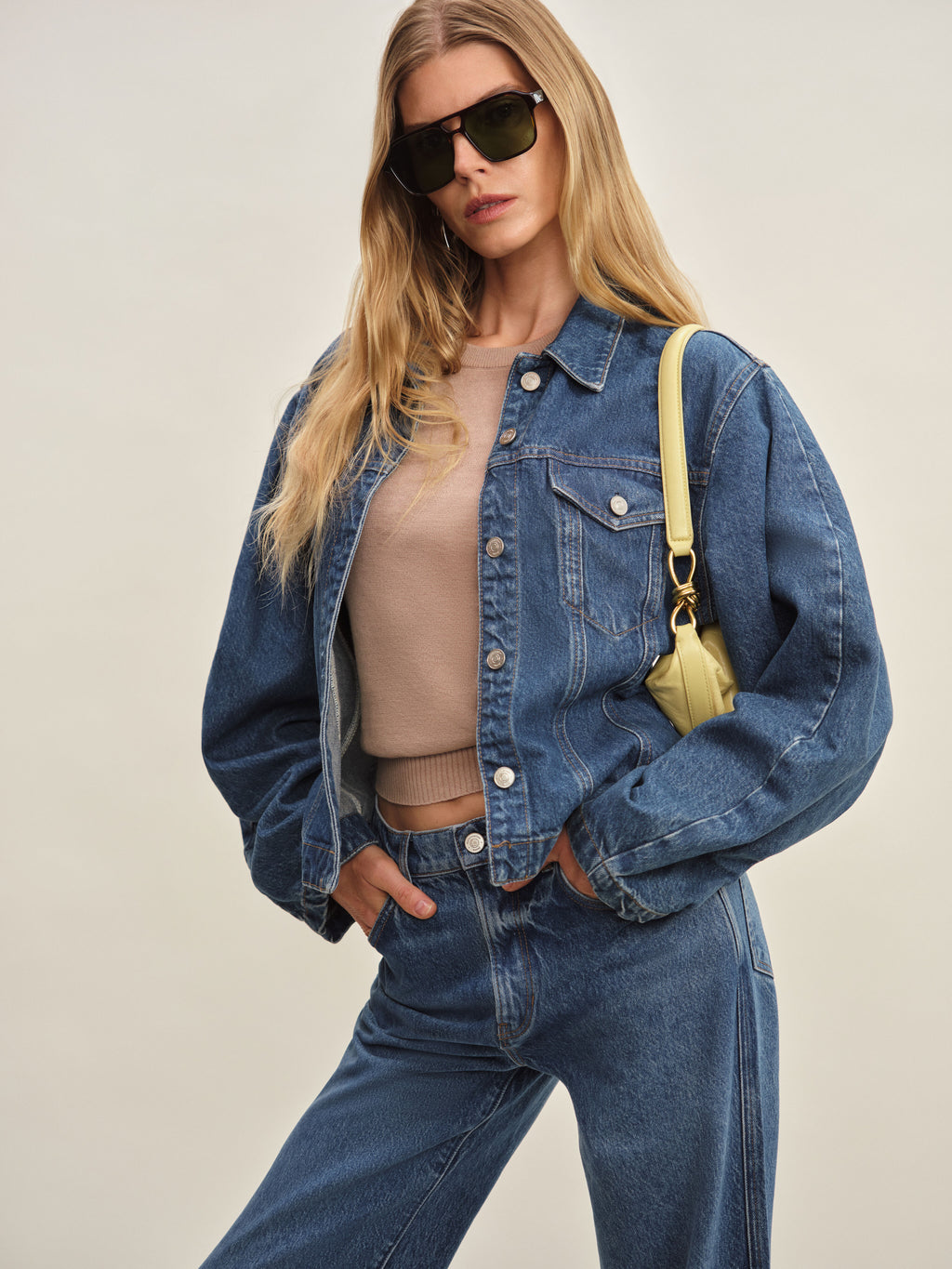 La Brune Aviateur Lunettes de Soleil pour femme in Ecaille foncée