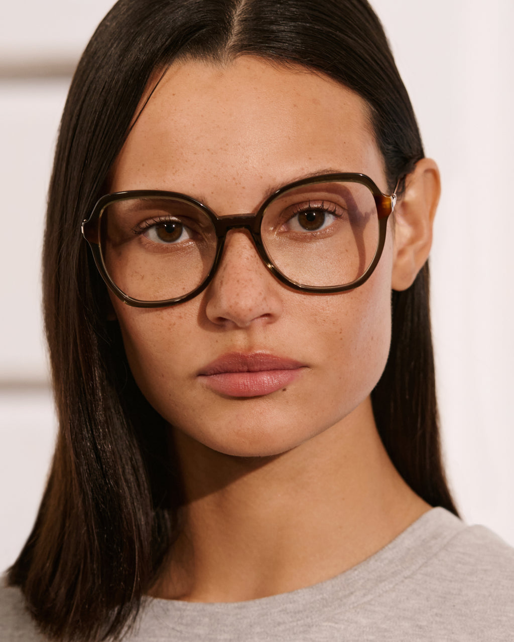 The Ella Schmetterling Damenbrillen in Dunkelgrün