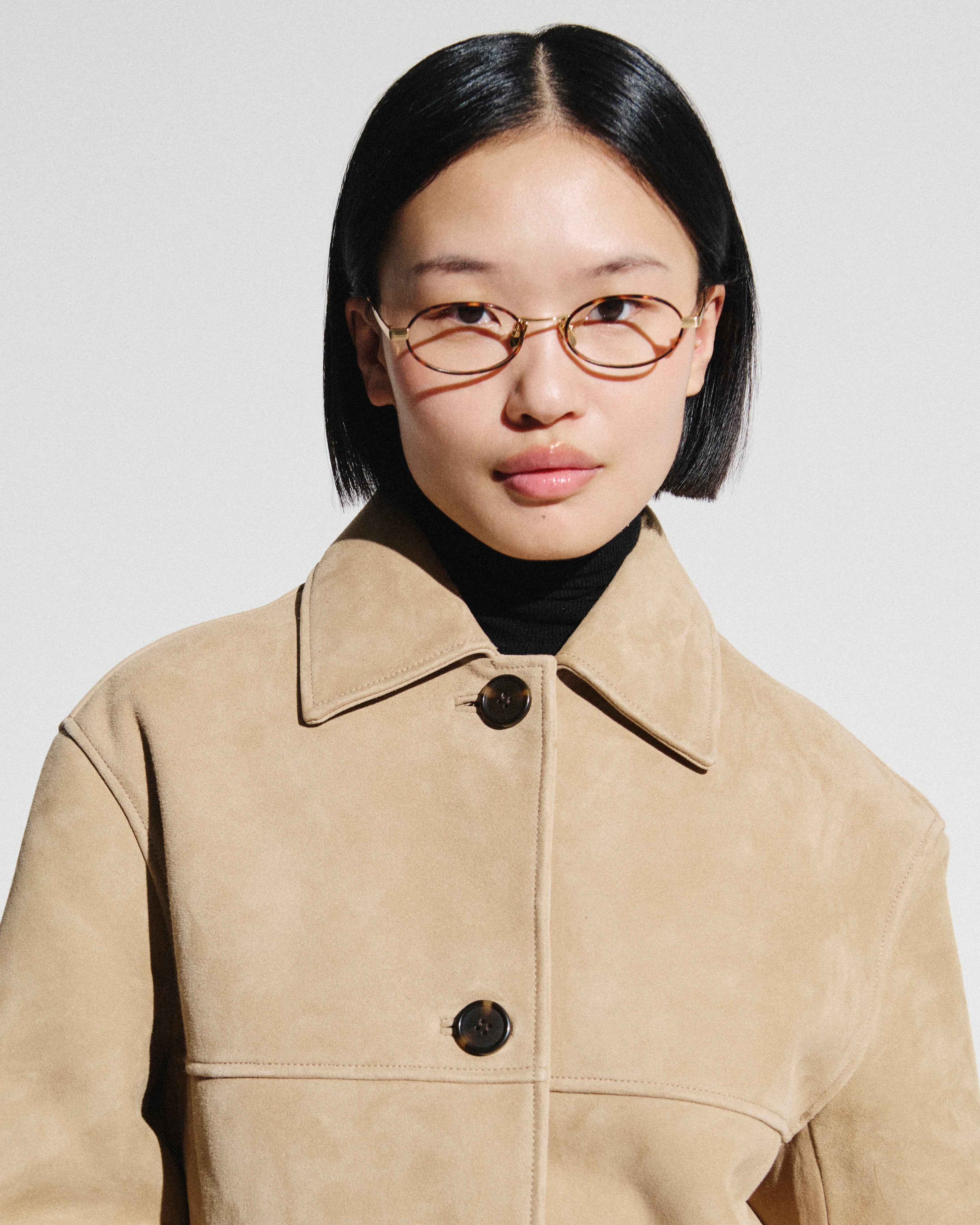 The Sigi Oval Women's Eyeglasses in Gold