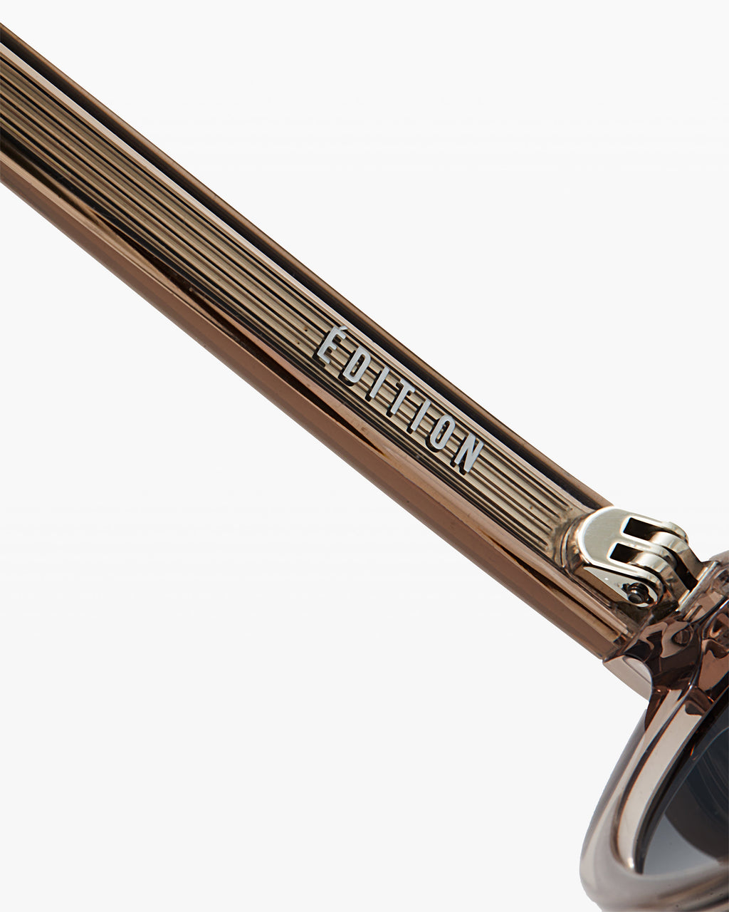 The E-001 Rund Herren-Sonnenbrillen in Grau