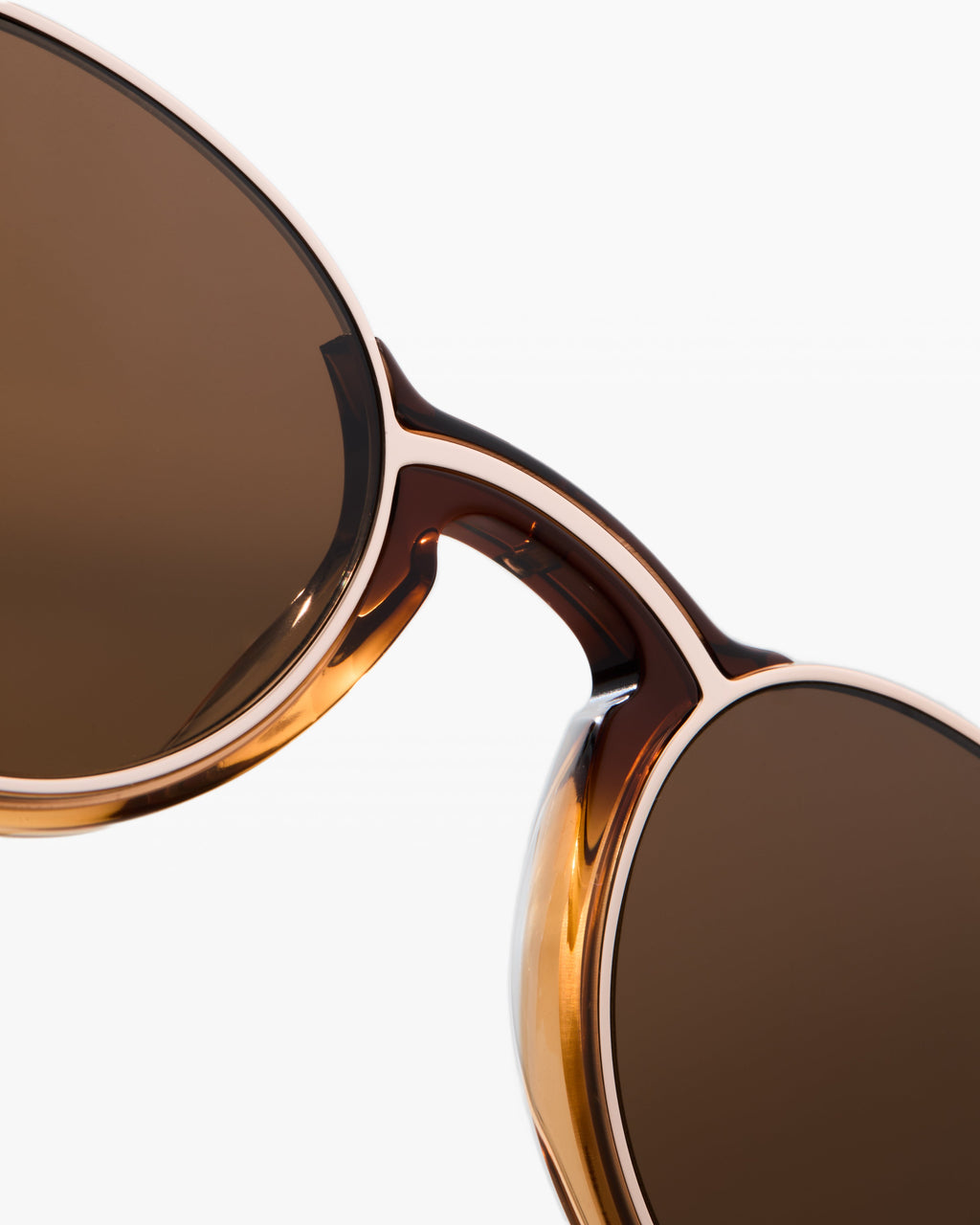 The E-001 Rund Herren-Sonnenbrillen in Braun