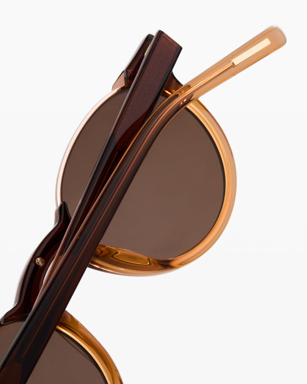 The E-001 Rund Herren-Sonnenbrillen in Braun