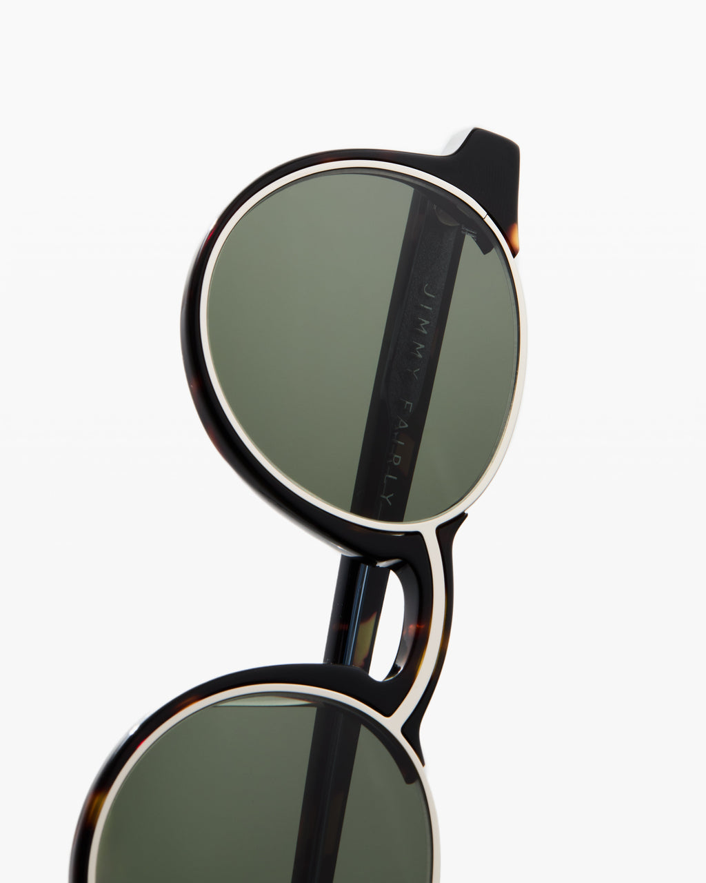 The E-001 L Rund Herren-Sonnenbrillen in Dark Tortoise