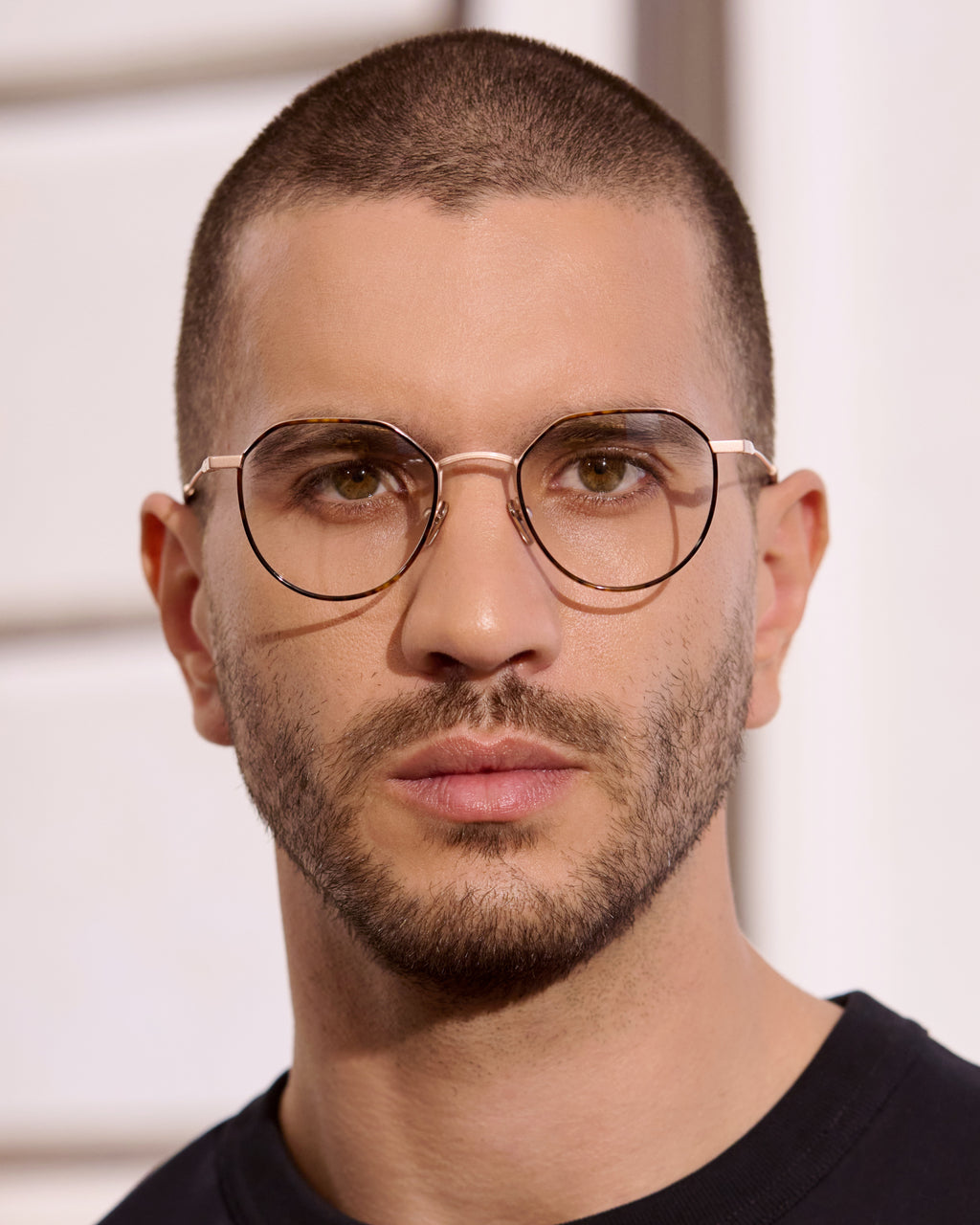 The Viny Rund Herrenbrillen in Gold