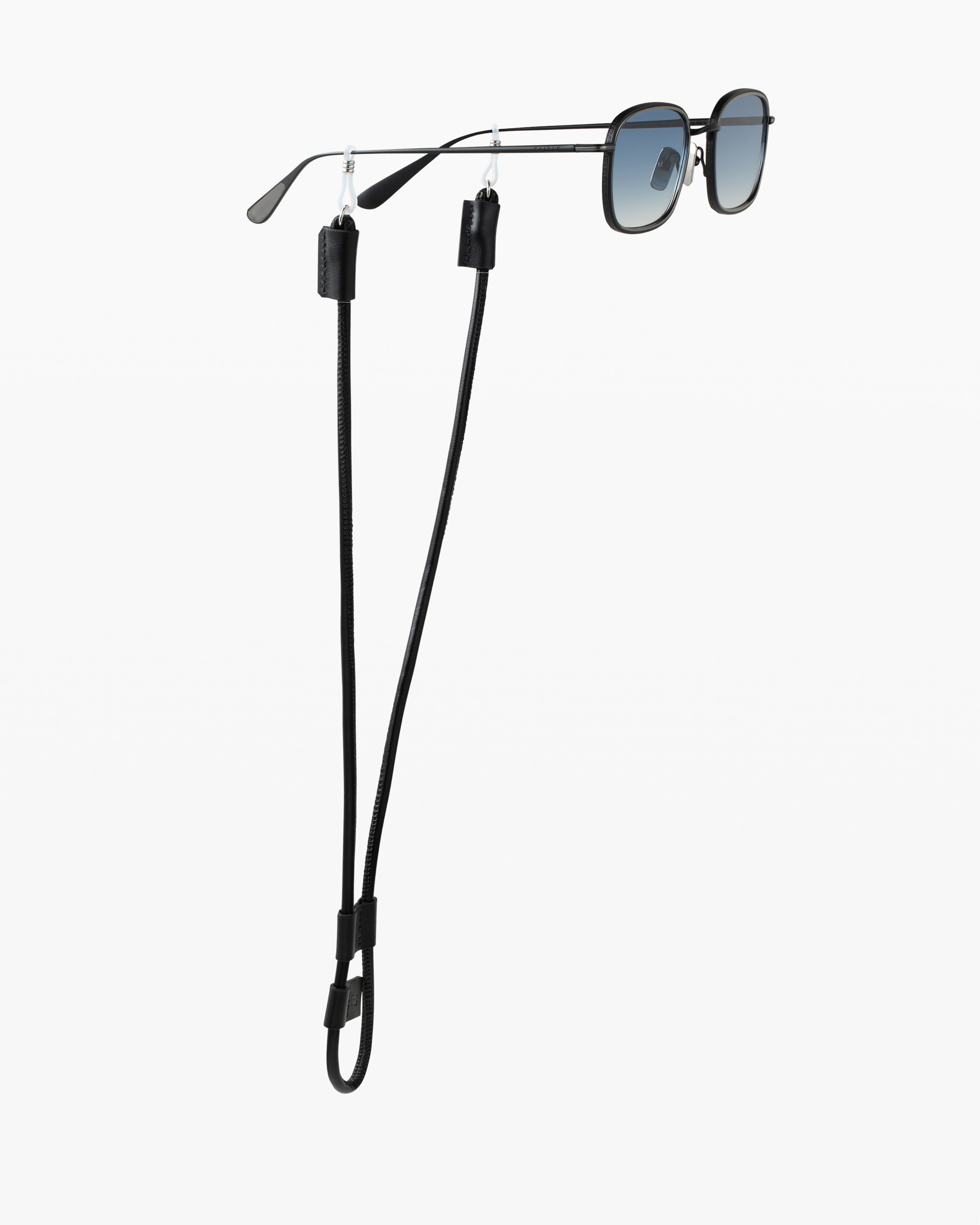 The Clay  Accessories in Black