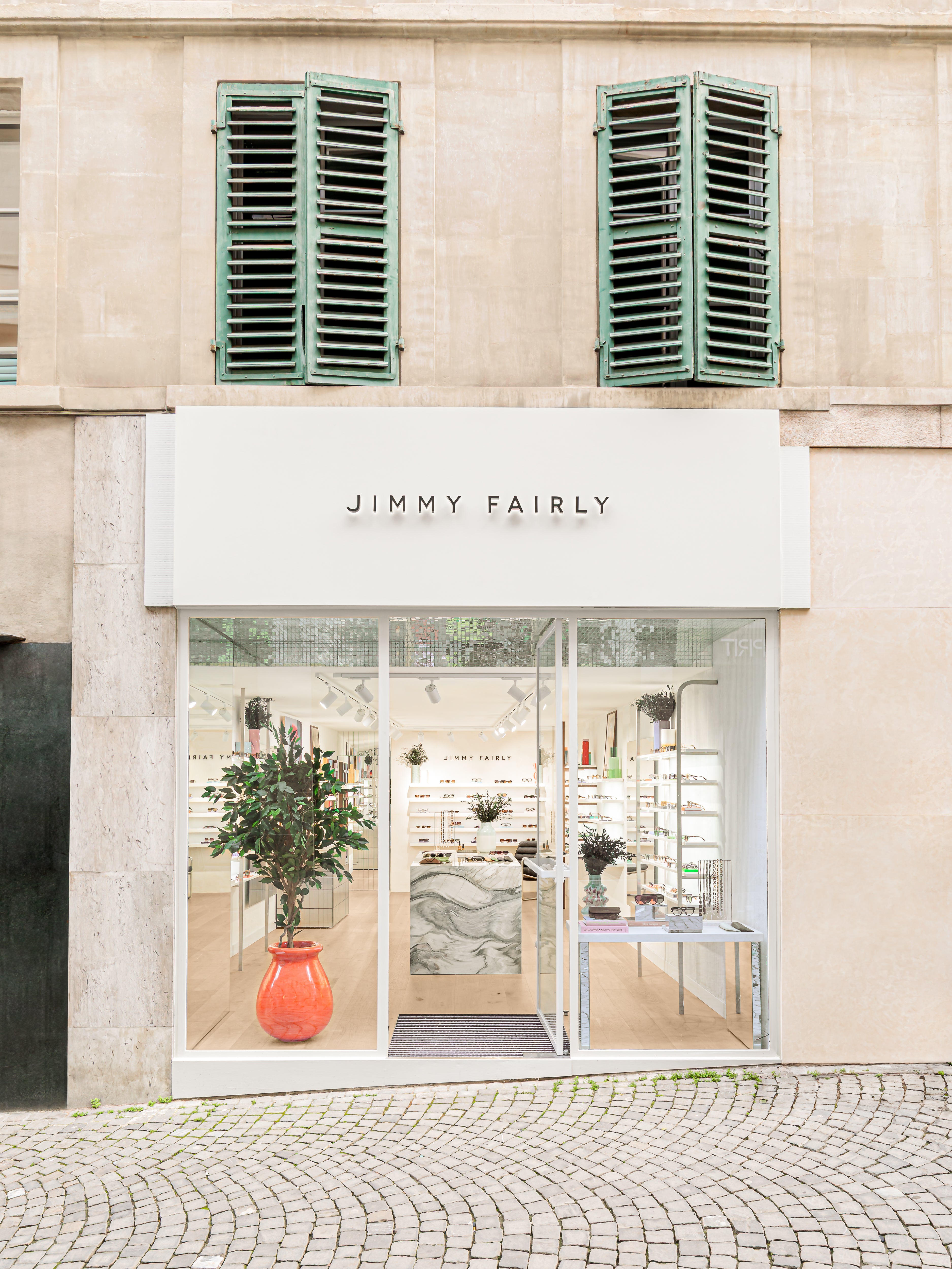 Optician in Zurich Globus | Jimmy Fairly GR