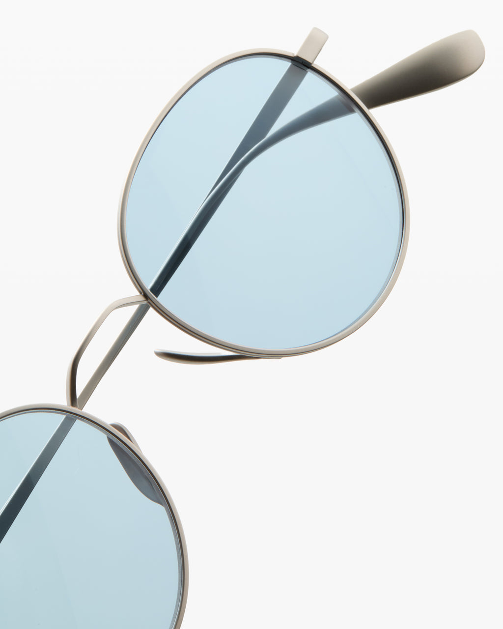 The Benton Round Men's Sunglasses in Light grey