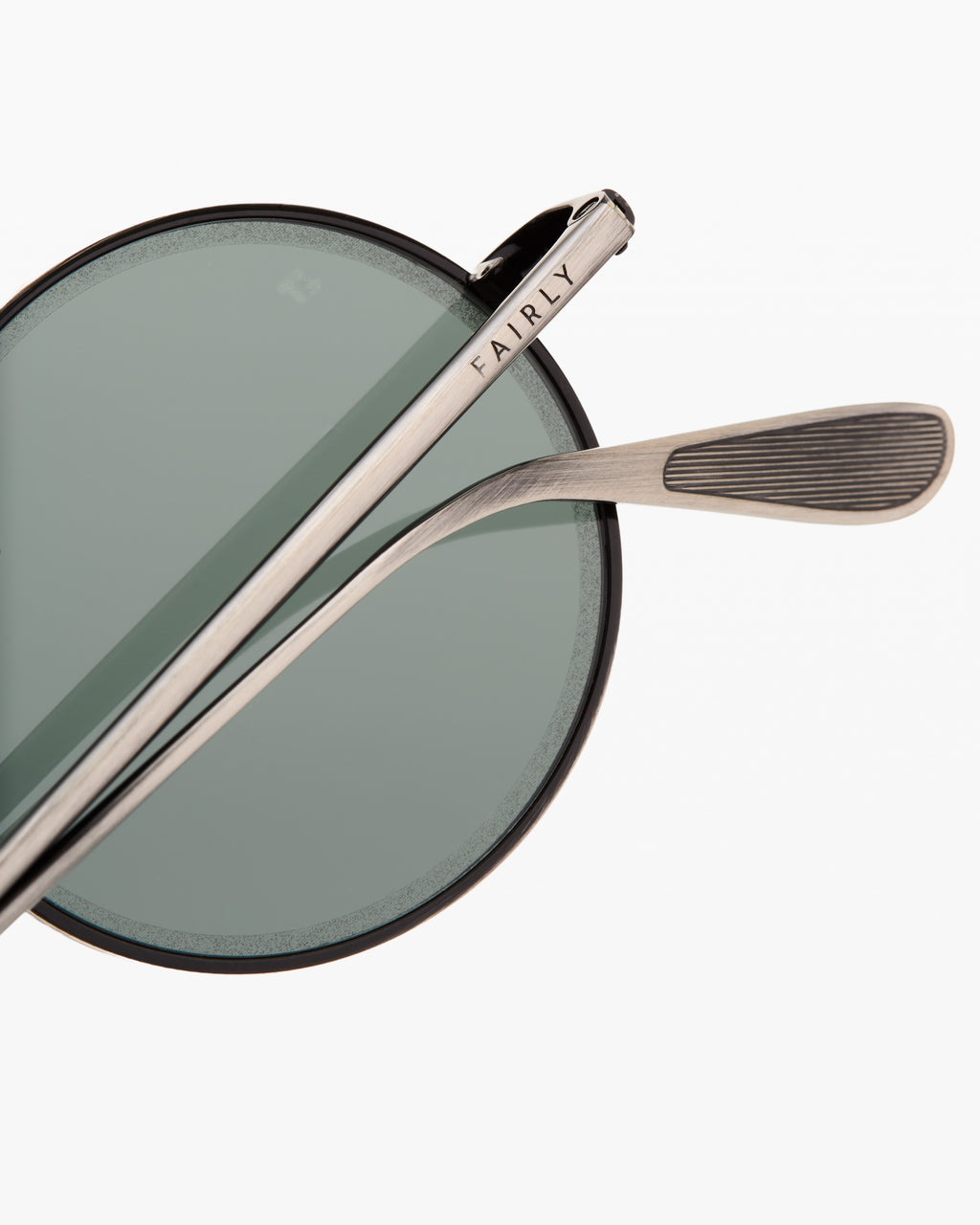 The Malo Round Men's Sunglasses in Silver