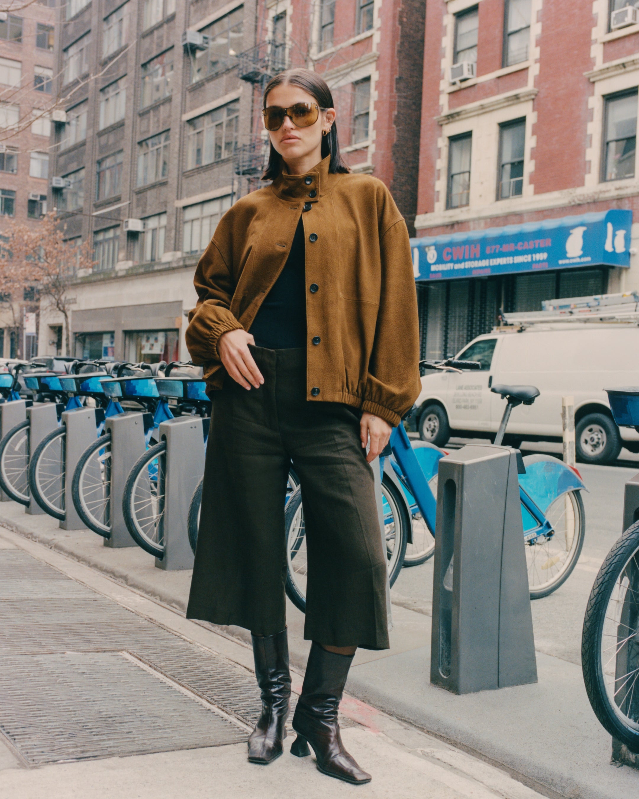 The Brooklyn Medium Women's Sunglasses in Silver | Jimmy Fairly US