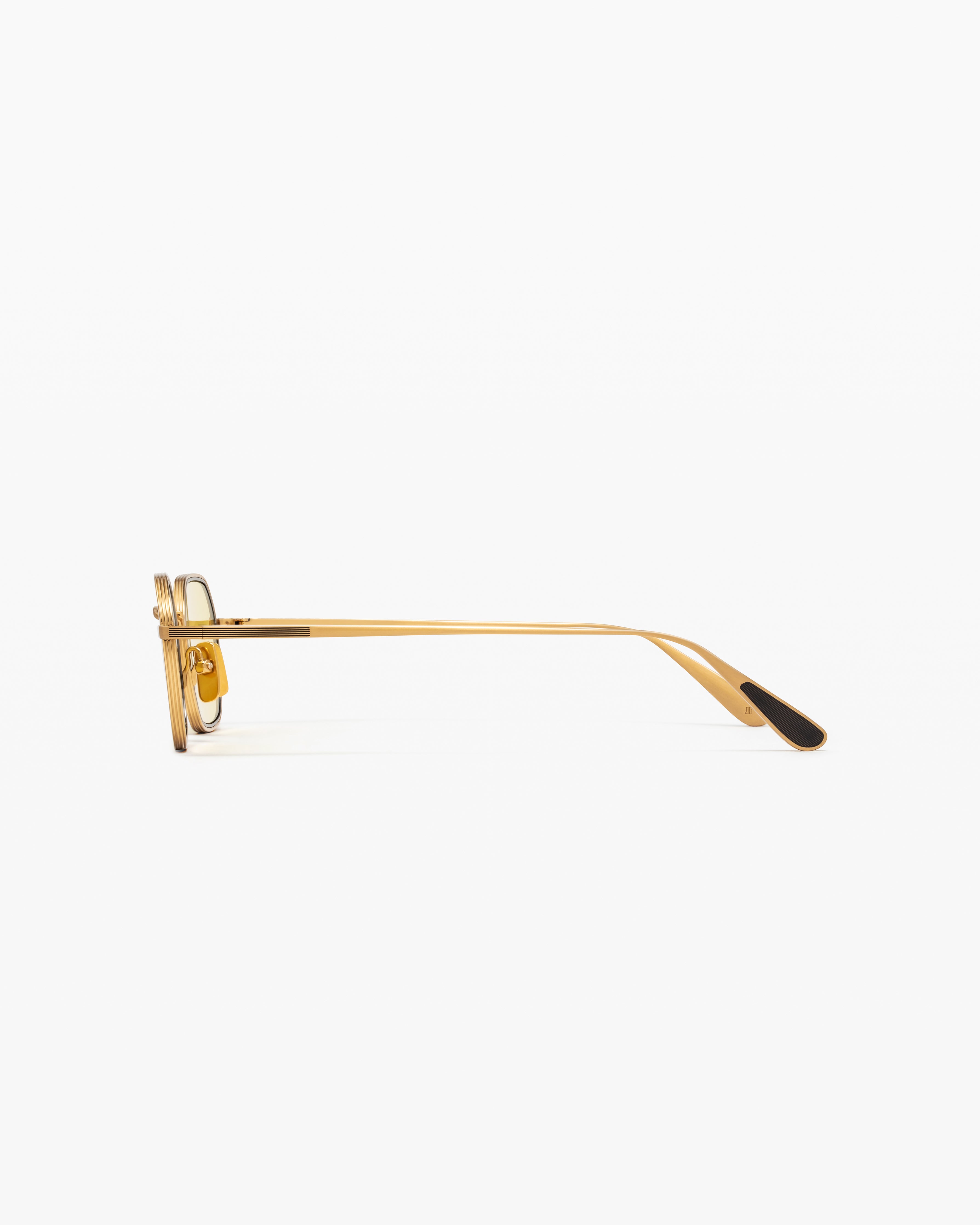 The Yuzu Oval Men's Sunglasses in Gold