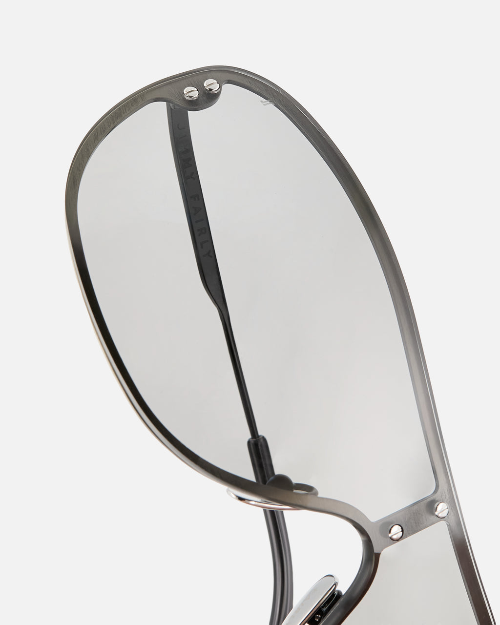 La Brooklyn Slim Aviateur Lunettes de Soleil pour femme in Gris clair