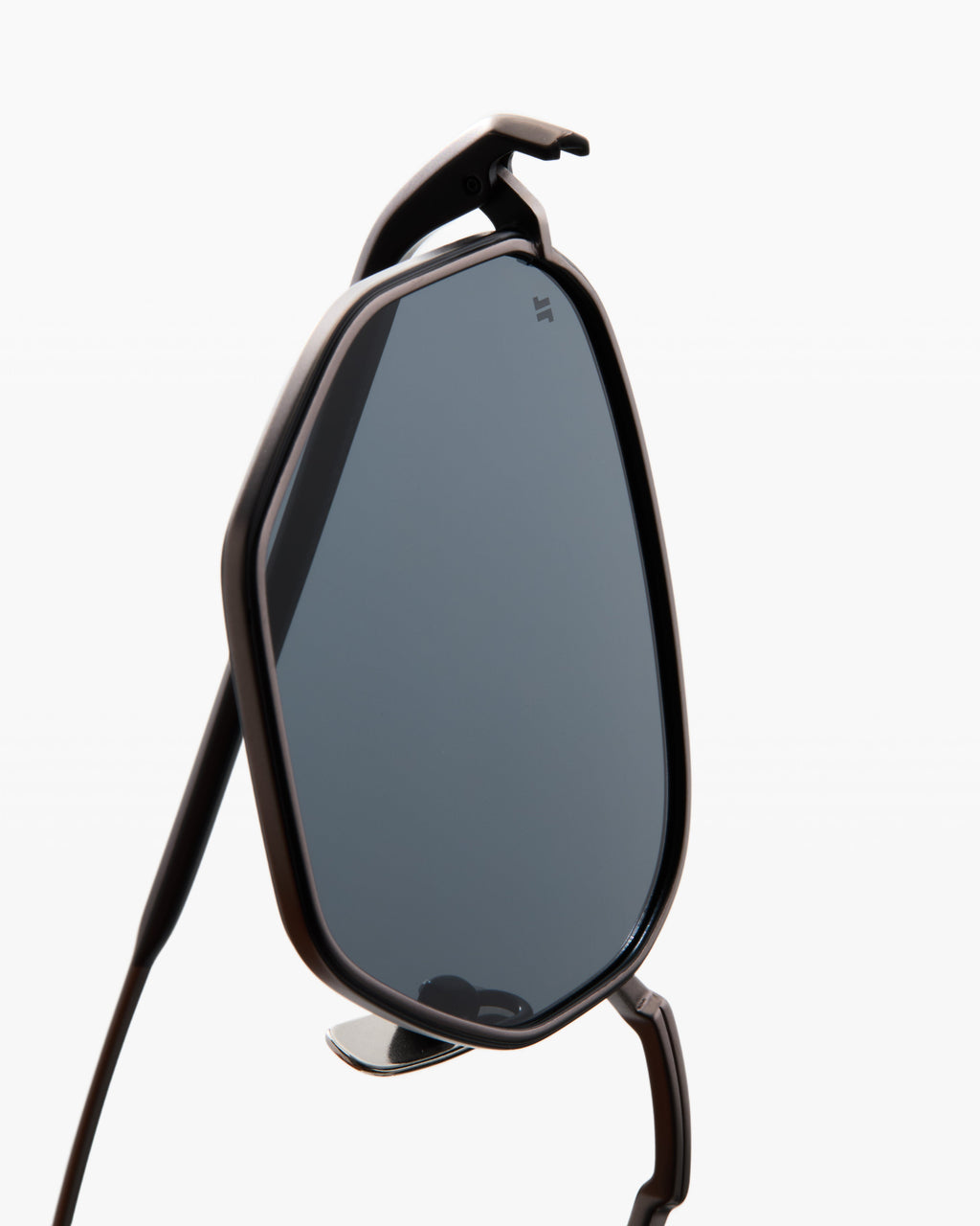 The Isha Hexagonal Men's Sunglasses in Gunmetal
