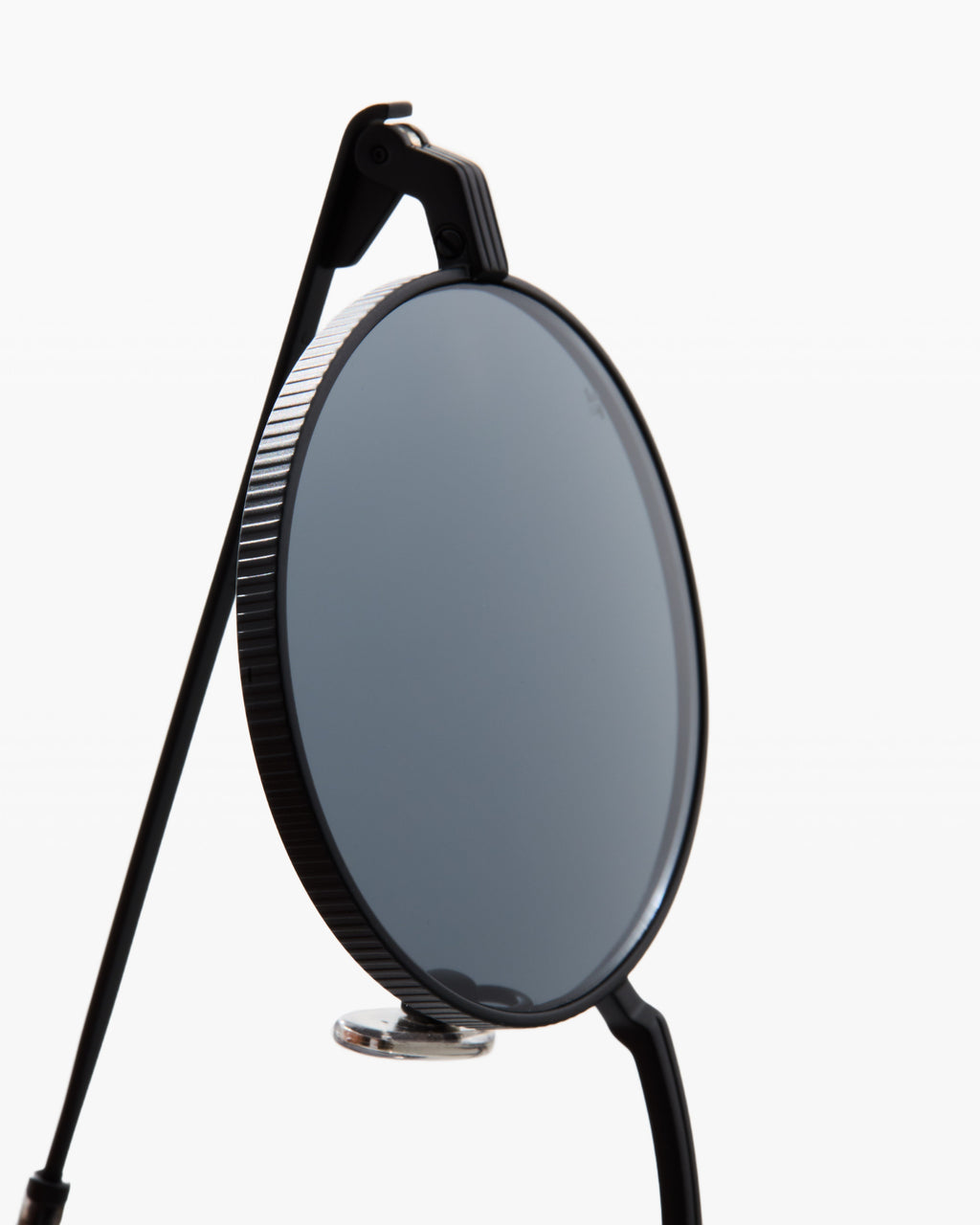 The Reos Rund Herren-Sonnenbrillen in Schwarz