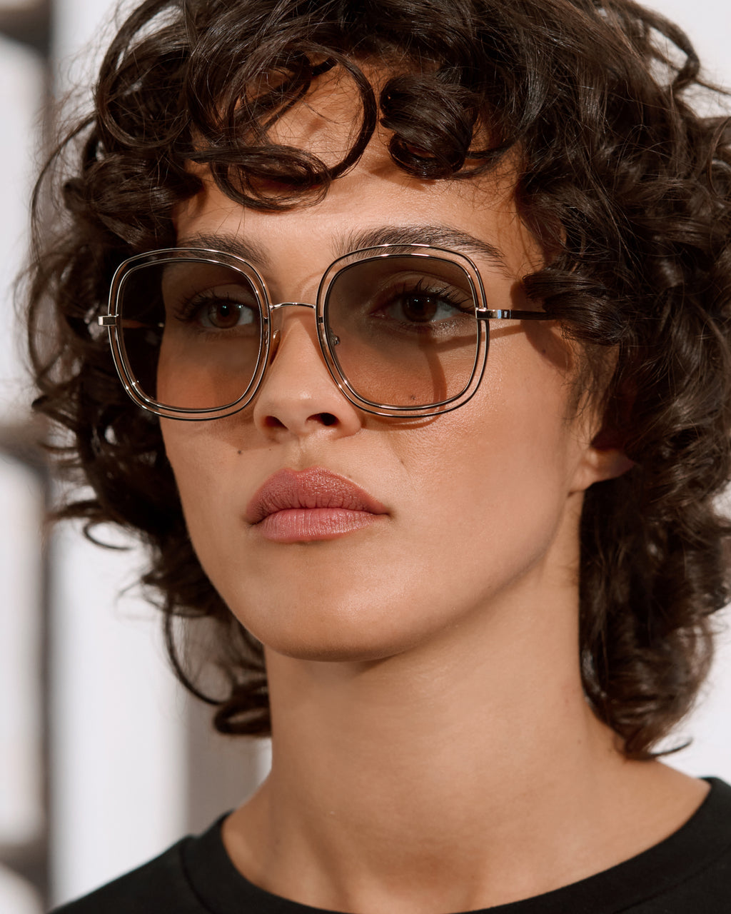 La Ema Carré Lunettes de Soleil pour femme in Or