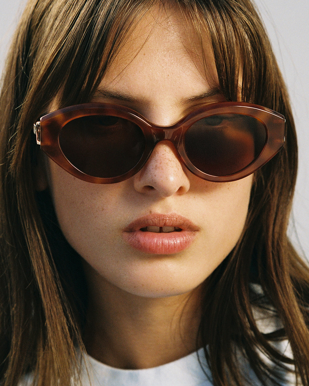 La Luzia Ovaladas Gafas de Sol para Mujer in Carey claro