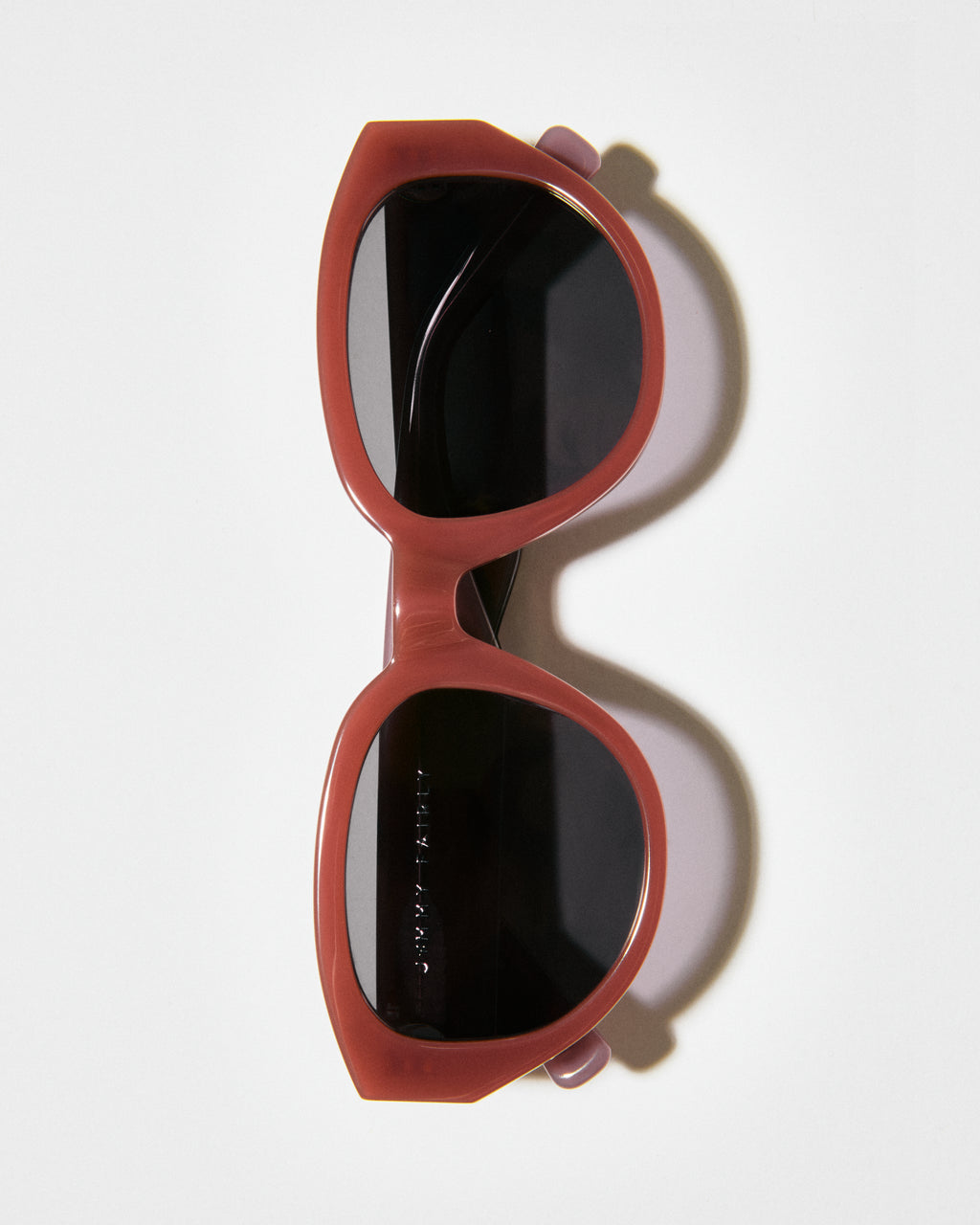The Maca Butterfly Women's Sunglasses in Red