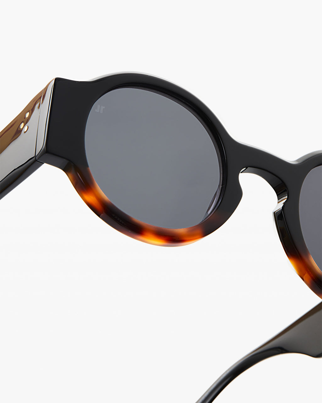 The Nava Rund Damen-Sonnenbrillen in Schwarz