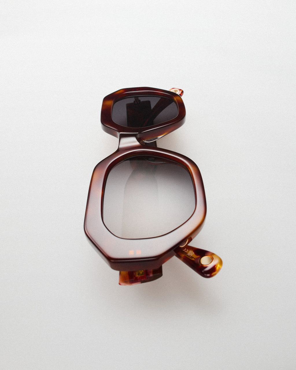 The Portofino Sechseckig Damen-Sonnenbrillen in Helle Schuppe