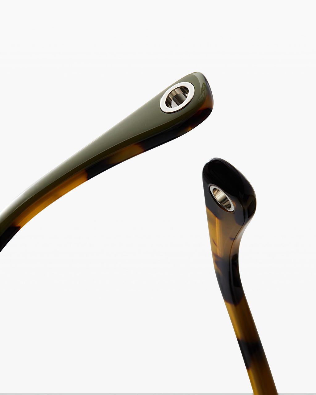 The Portofino Hexagonal Women's Sunglasses in Light green