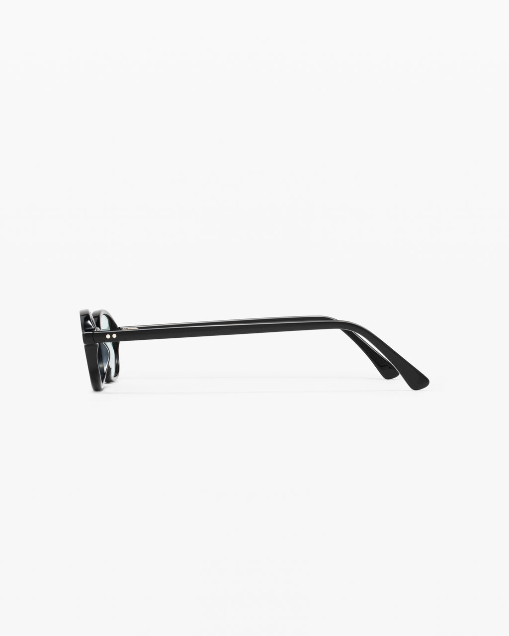 The Flore Oval Women's Sunglasses in Black and blue