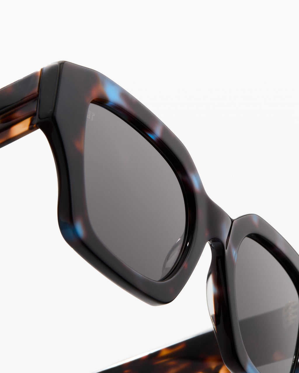 The Rita Butterfly Women's Sunglasses in Tortoise