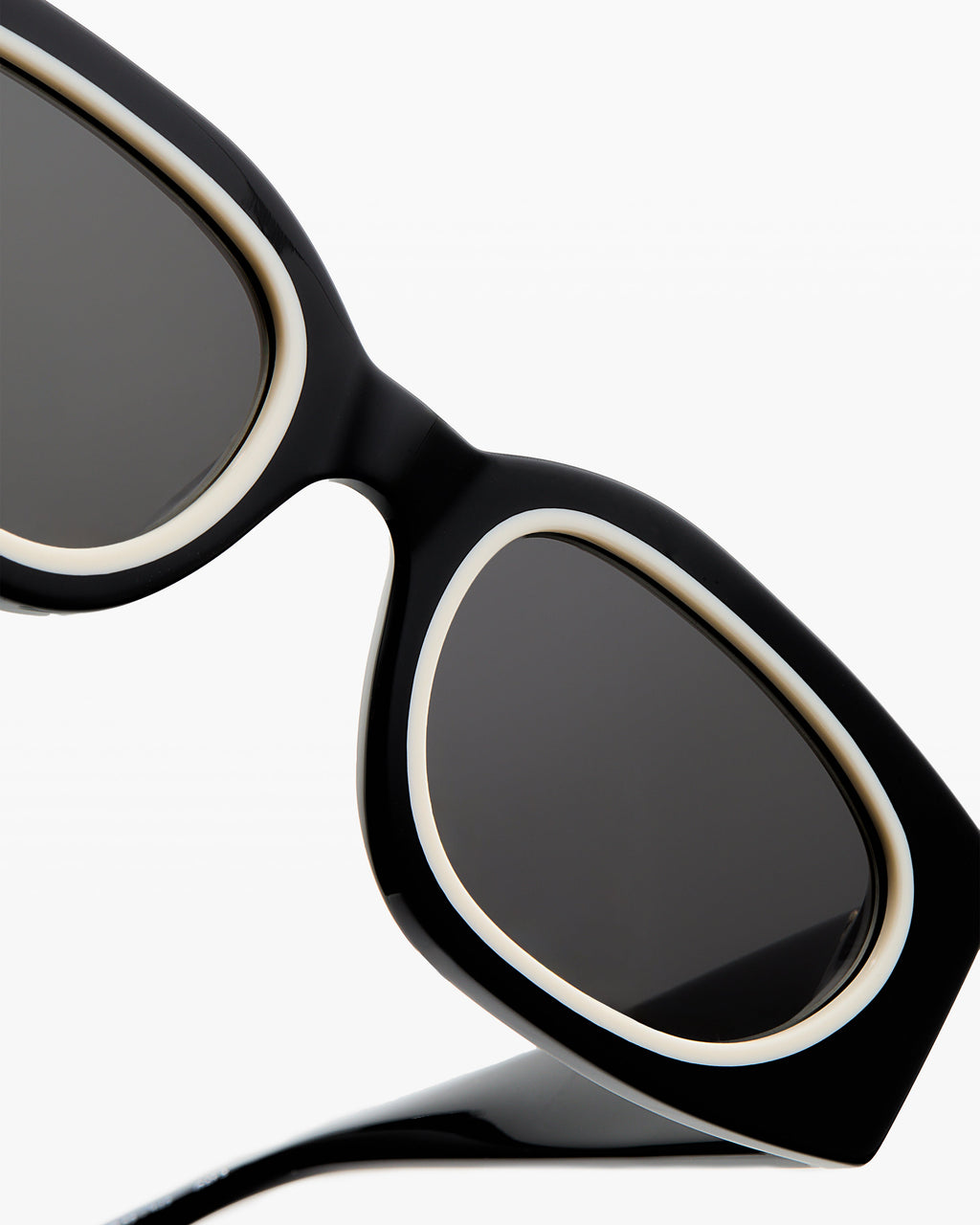 The Amalfi Rechteckig Damen-Sonnenbrillen in Schwarz