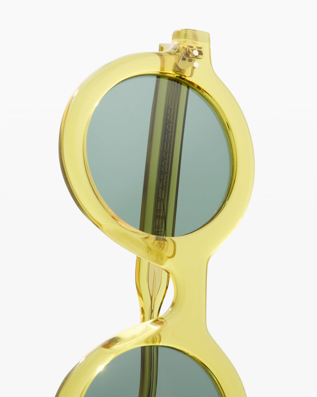 The Spezia Round Women's Sunglasses in Crystal yellow