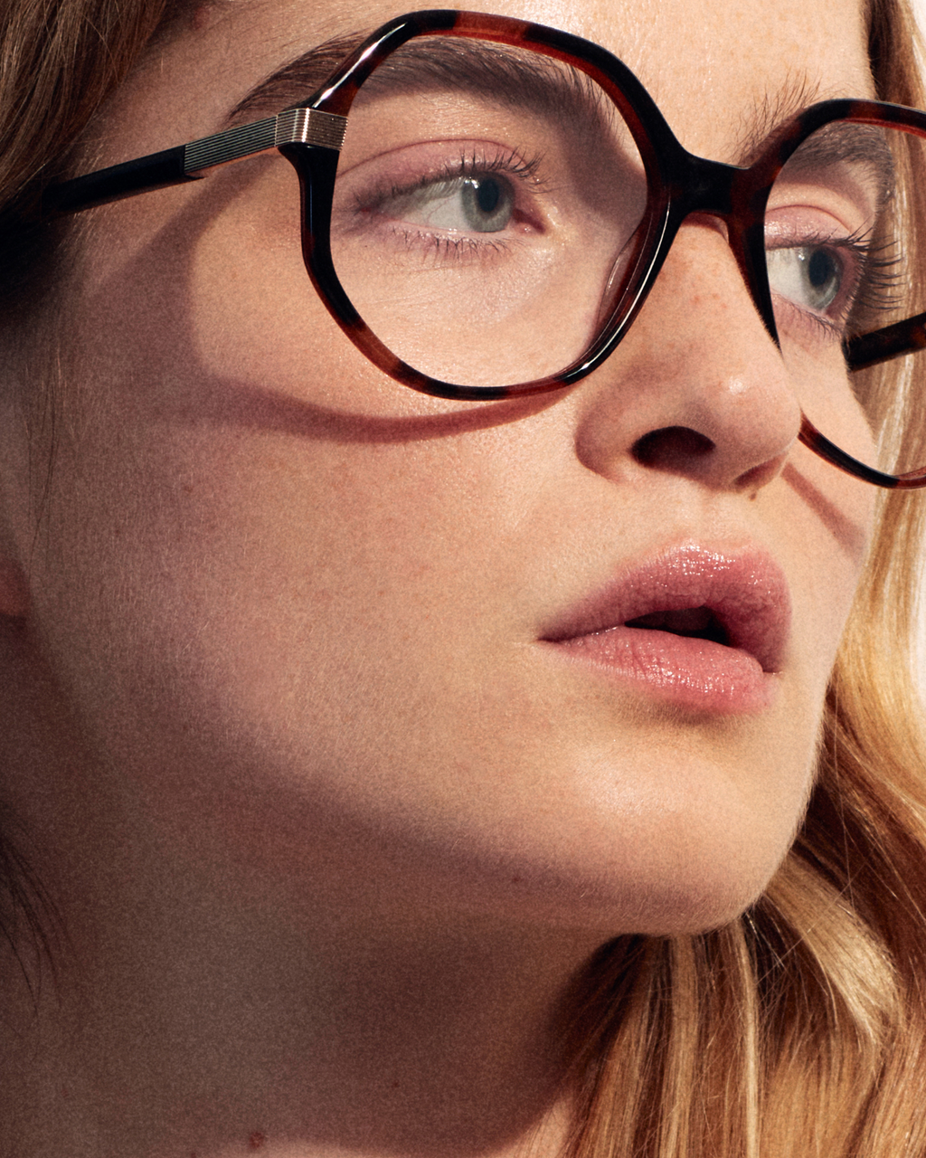 La Lison Hexagonal Lunettes de Vue pour femme in Ecaille
