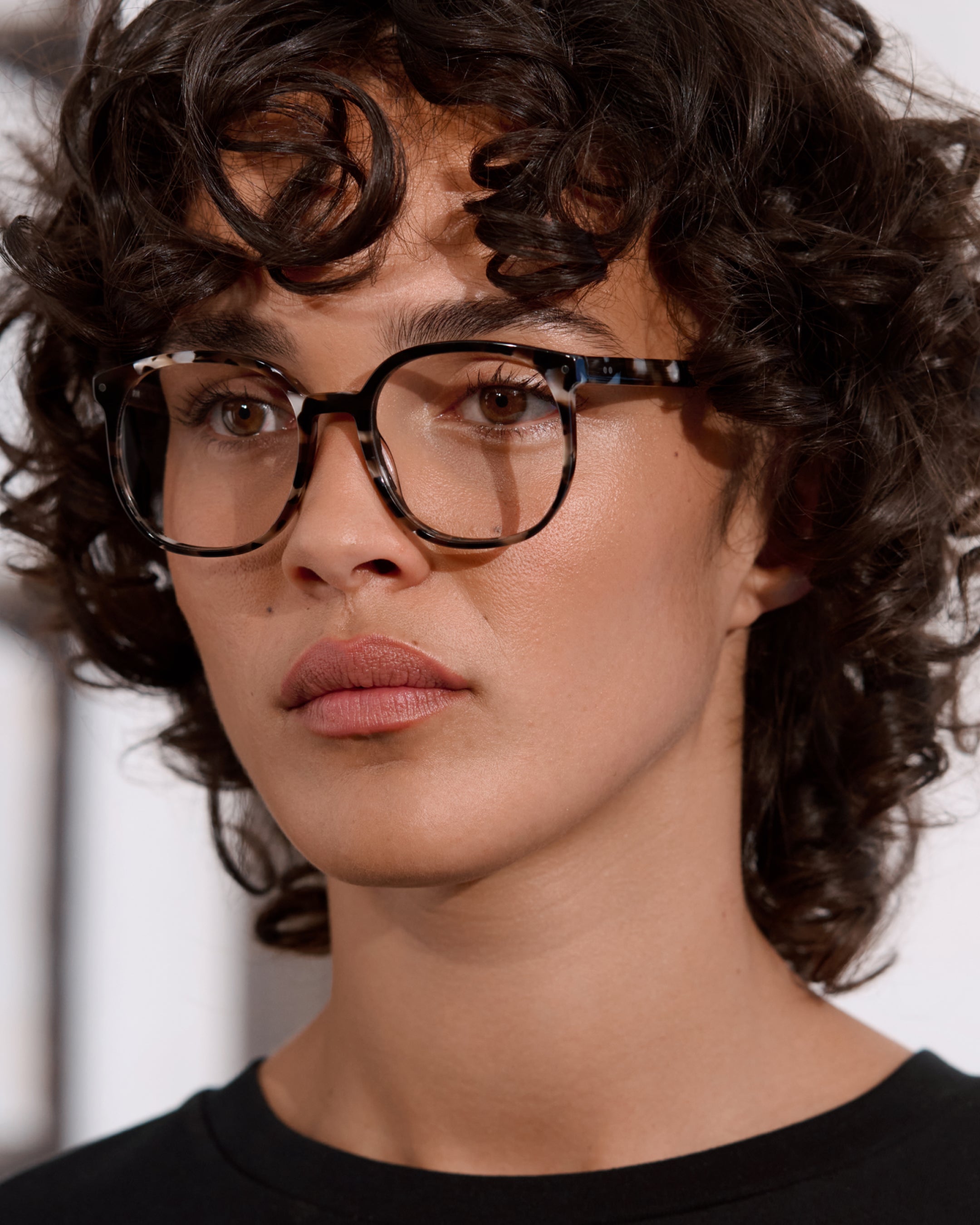 The Flawless Round Women's Eyeglasses in Light Tortoise