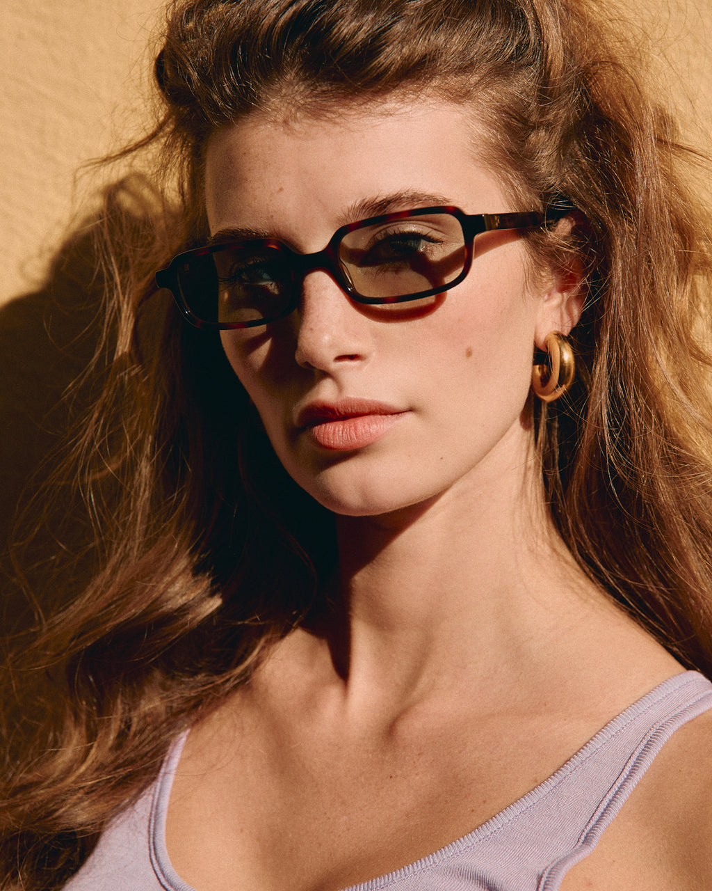 La Kaya JF colors Rectangulaire Lunettes de Soleil pour femme in Ecaille foncée