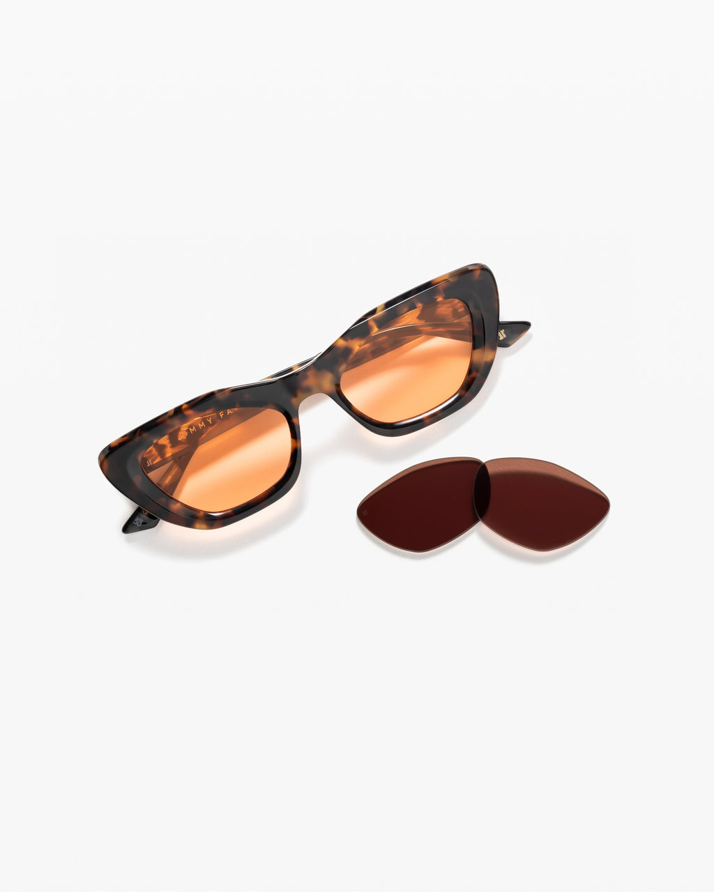 La Aliza JF colors Papillon Lunettes de Soleil pour femme in Ecaille