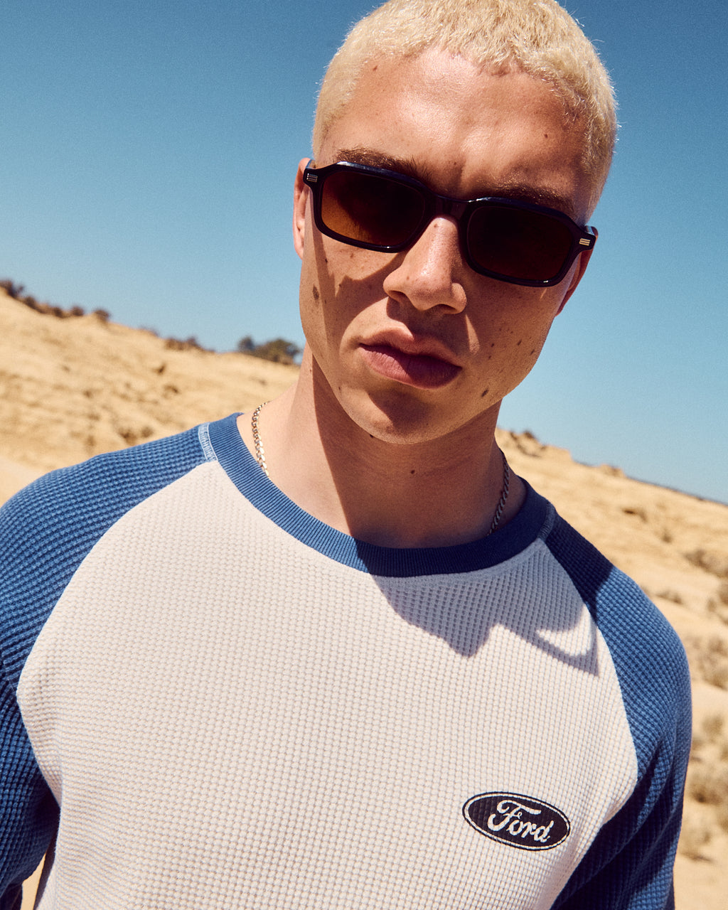 The Idro Rectangular Women's Sunglasses in Black