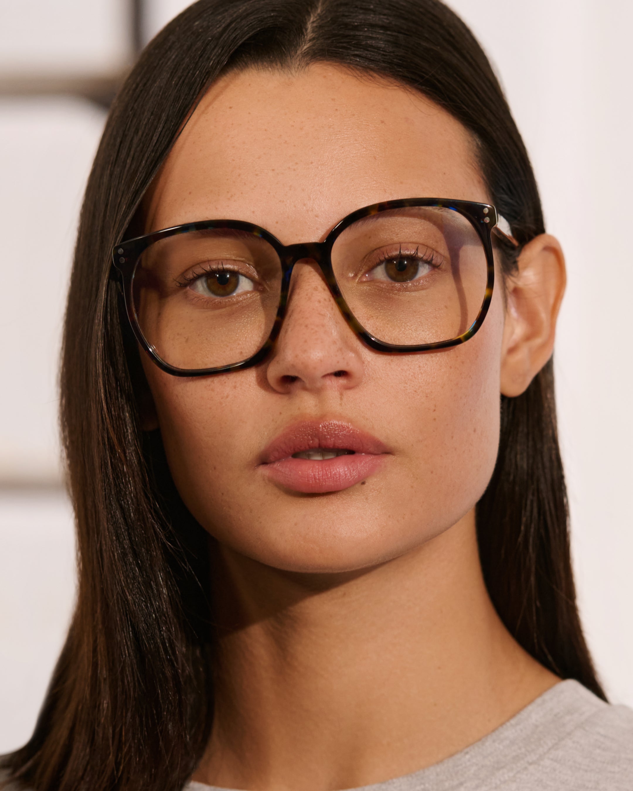 The Neta Round Women's Eyeglasses in Blue Tortoise