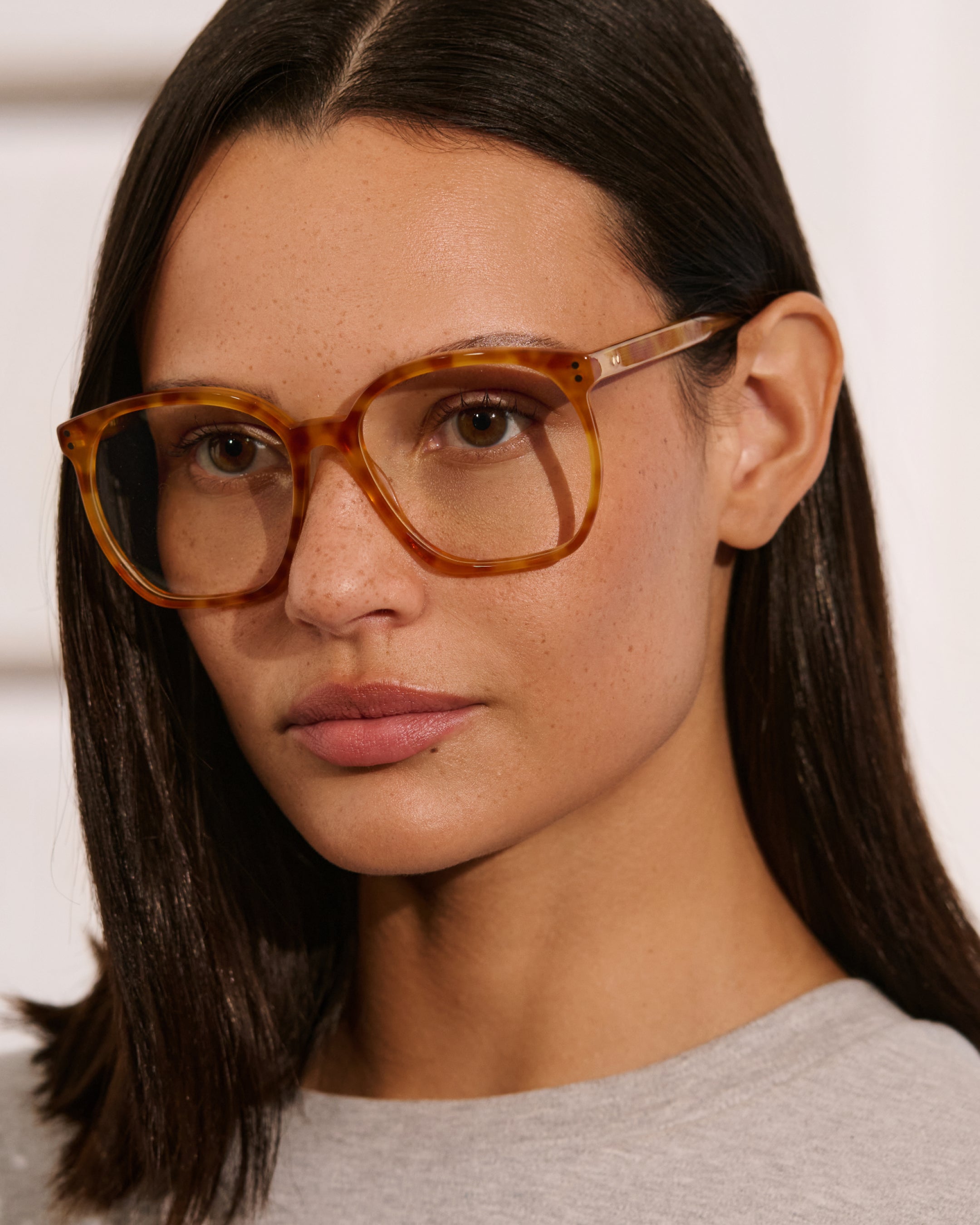 The Neta S Round Women's Eyeglasses in Tortoise