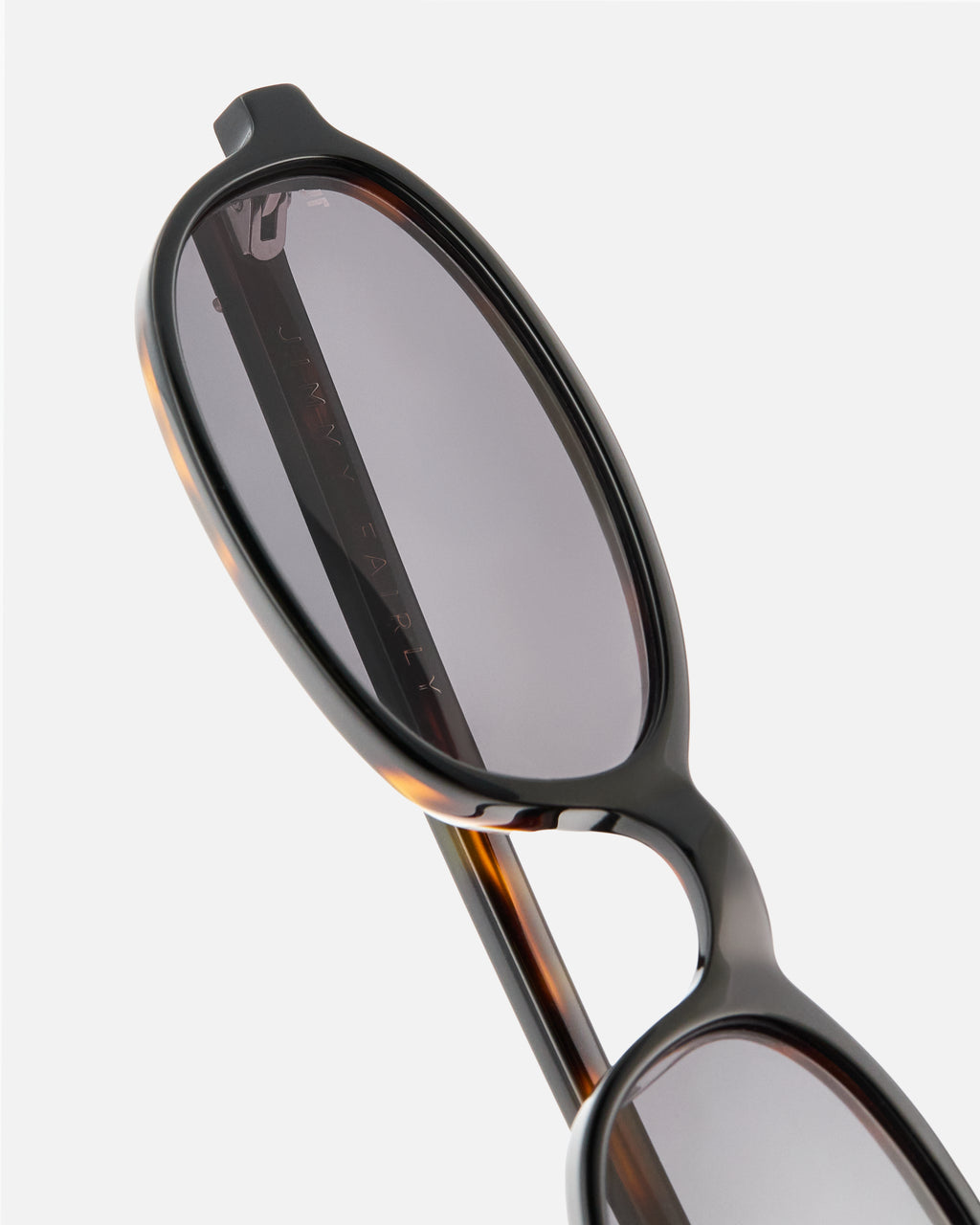 The Emmy Oval Women's Sunglasses in Black