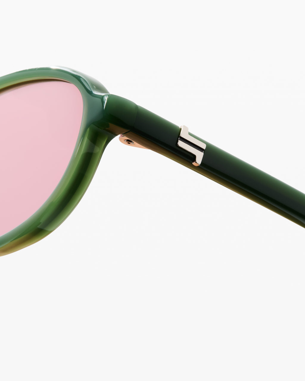 The Emmy Oval Women's Sunglasses in Green