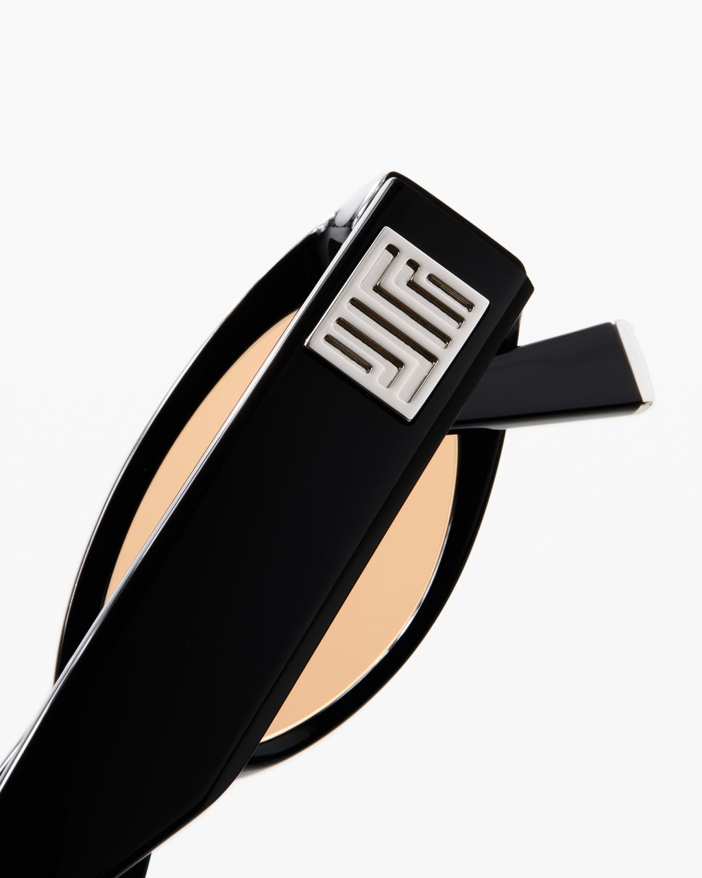 The Tiana JF Colors Oval Damen-Sonnenbrillen in Schwarz