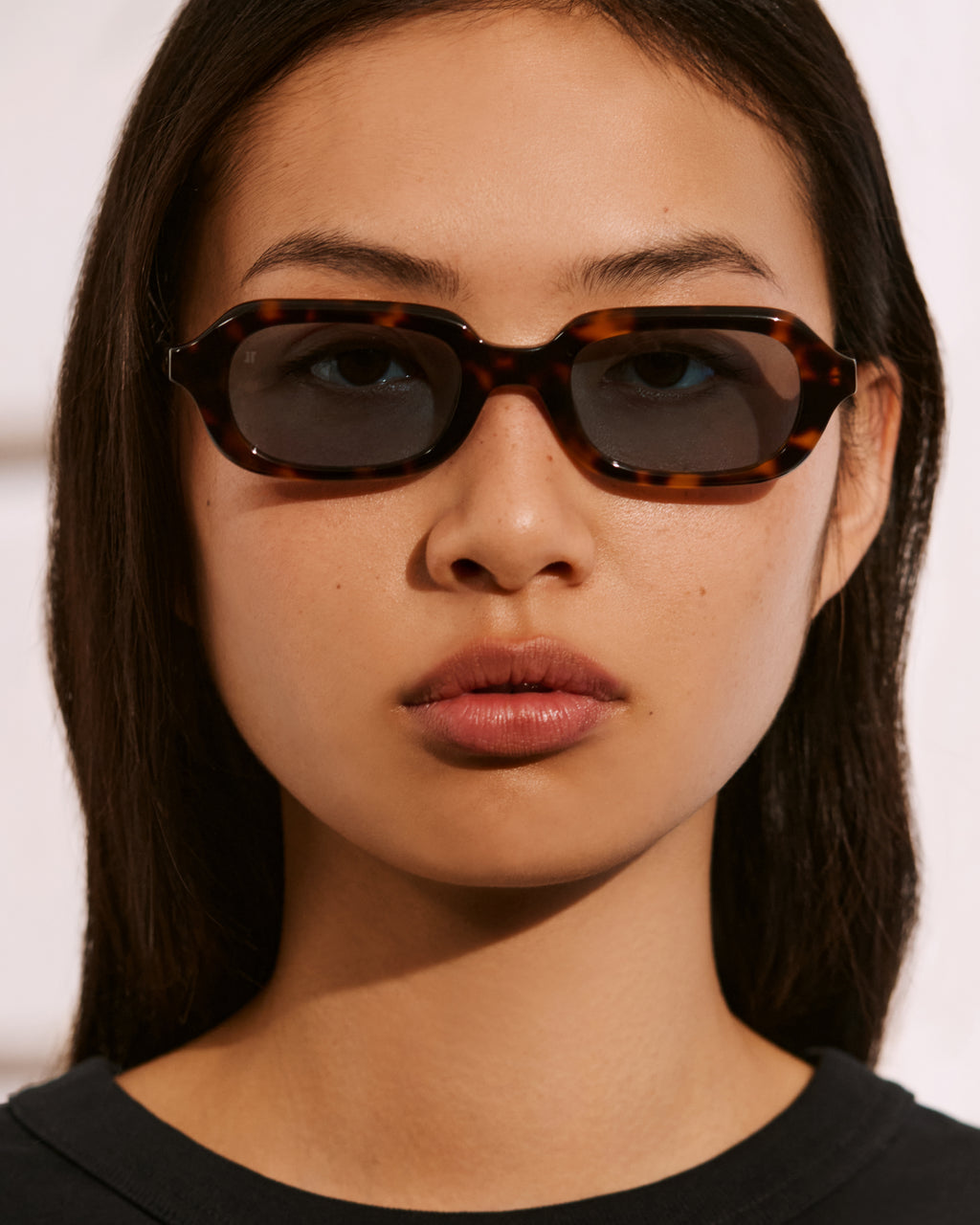 The Ely JF Colors Oval Damen-Sonnenbrillen in Dark Tortoise