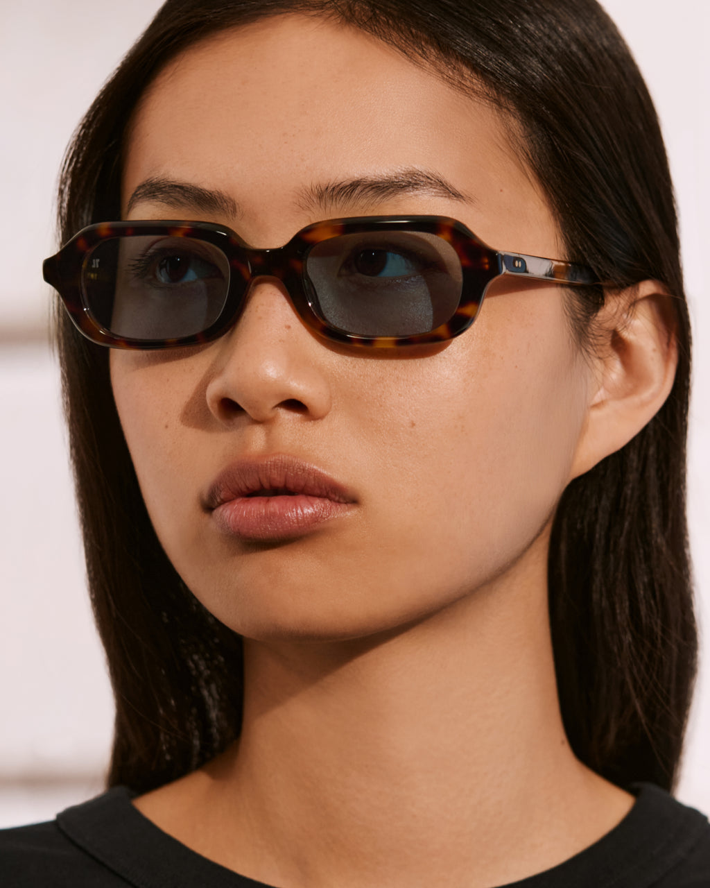 The Ely JF Colors Oval Damen-Sonnenbrillen in Dark Tortoise