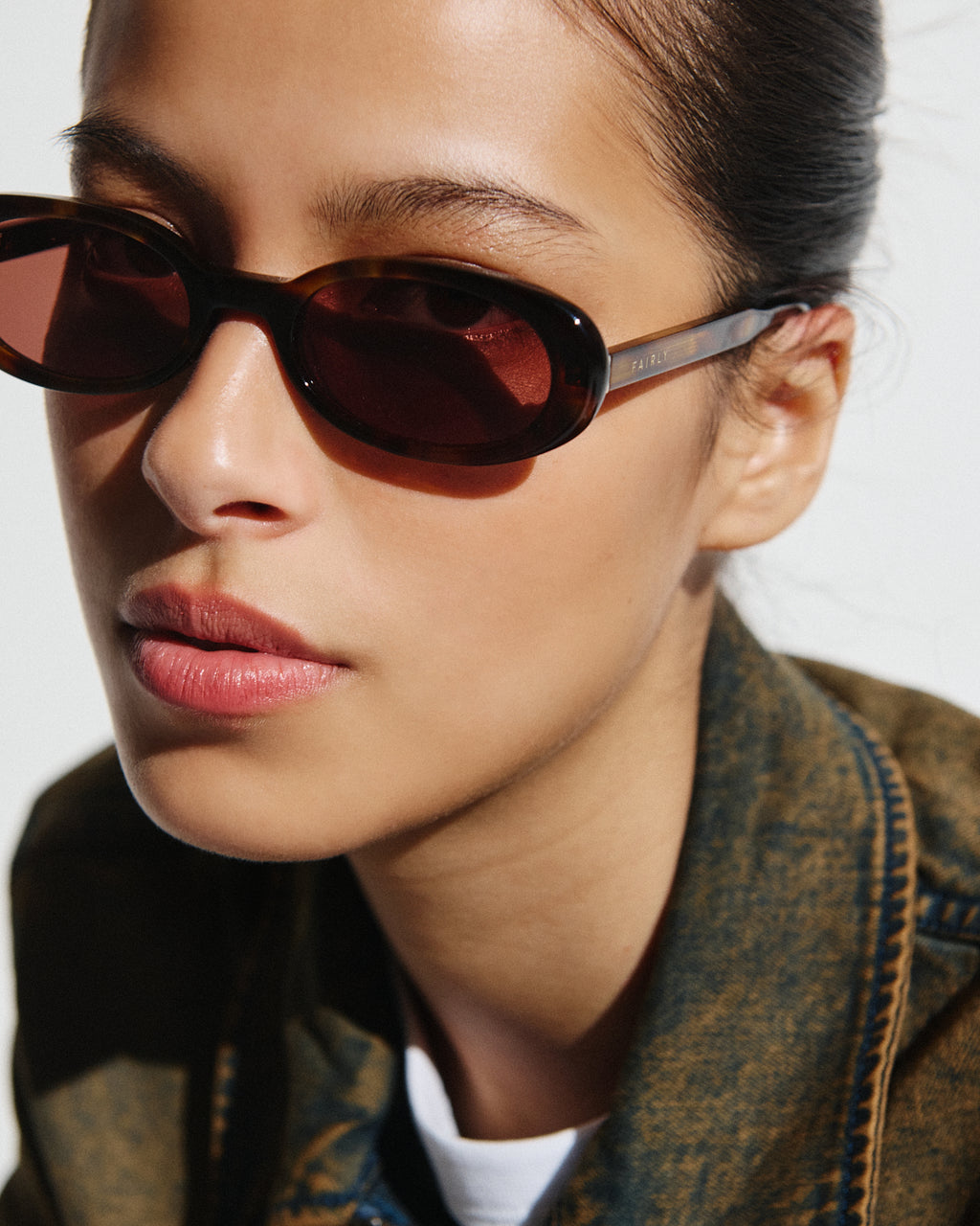 The Janna Oval Damen-Sonnenbrillen in Dark Tortoise