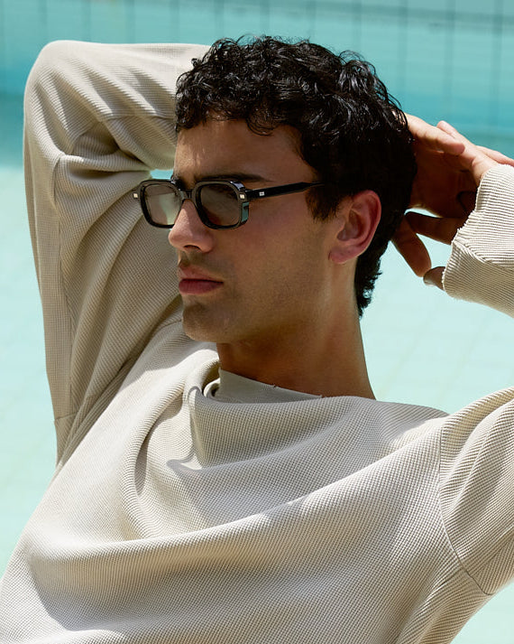 The Brooke レクタンギュラー Men's Sunglasses in ブラック