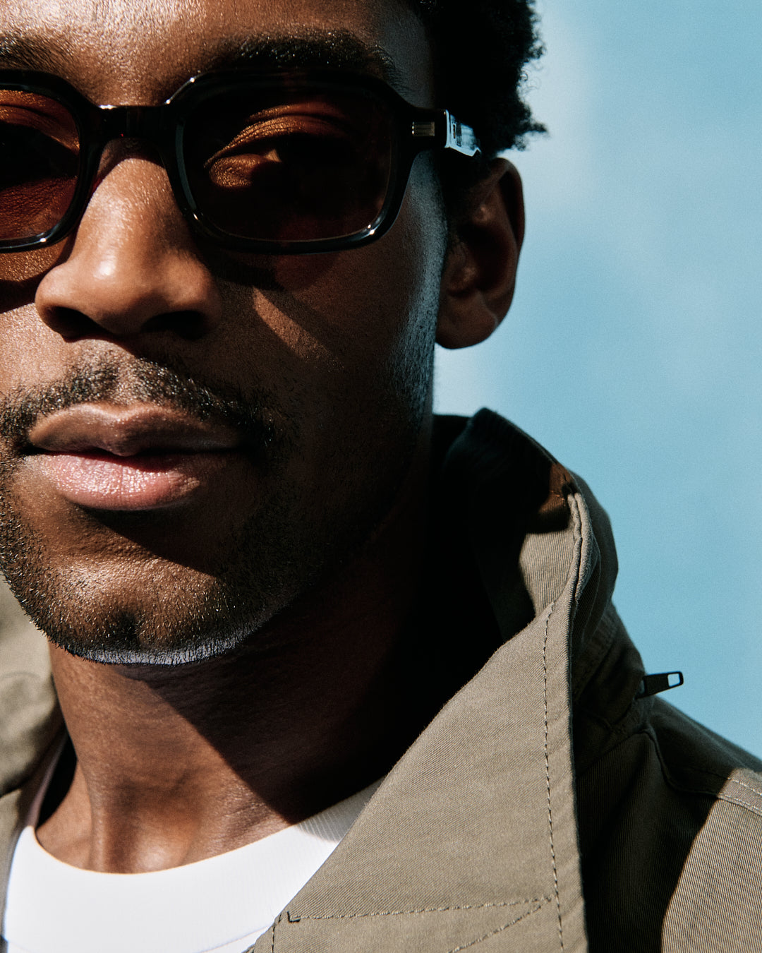 La Brooke Rectangulaire Lunettes de Soleil pour homme in Ecaille foncée