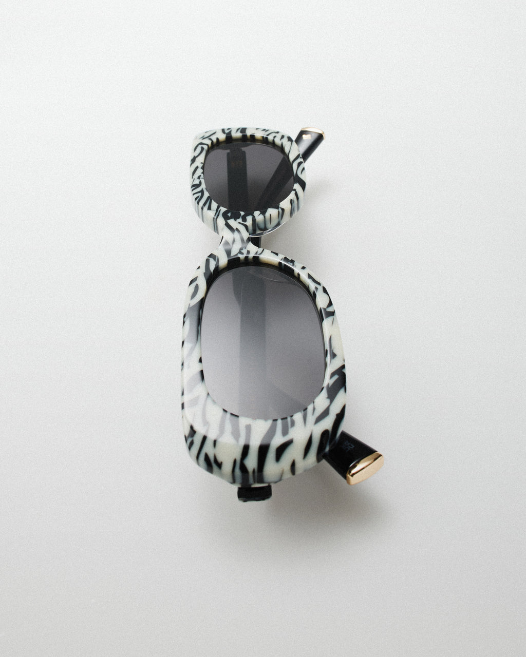 The Yana Rechteckig Damen-Sonnenbrillen in Zebra