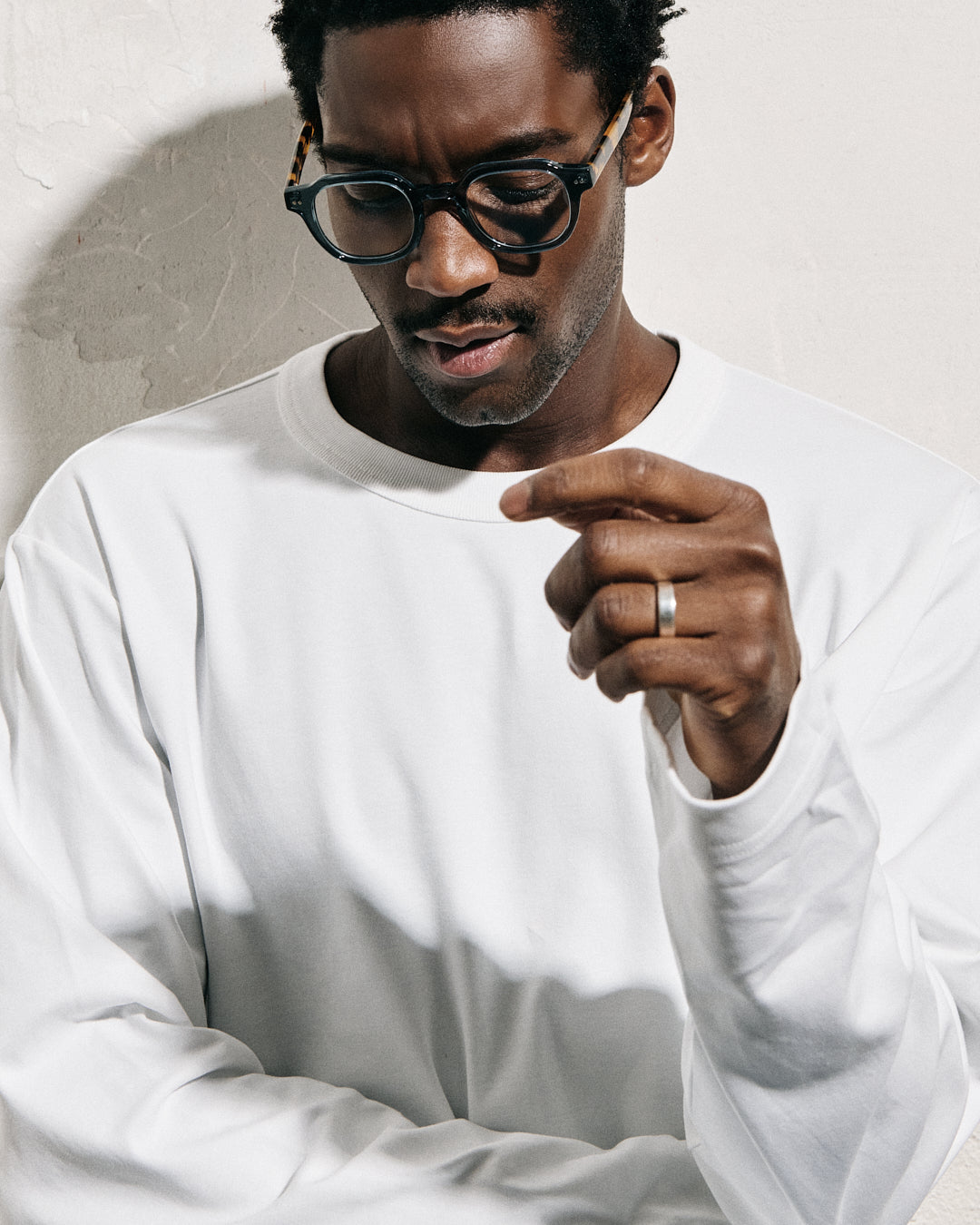 The Basile Round Men's Eyeglasses in Blue