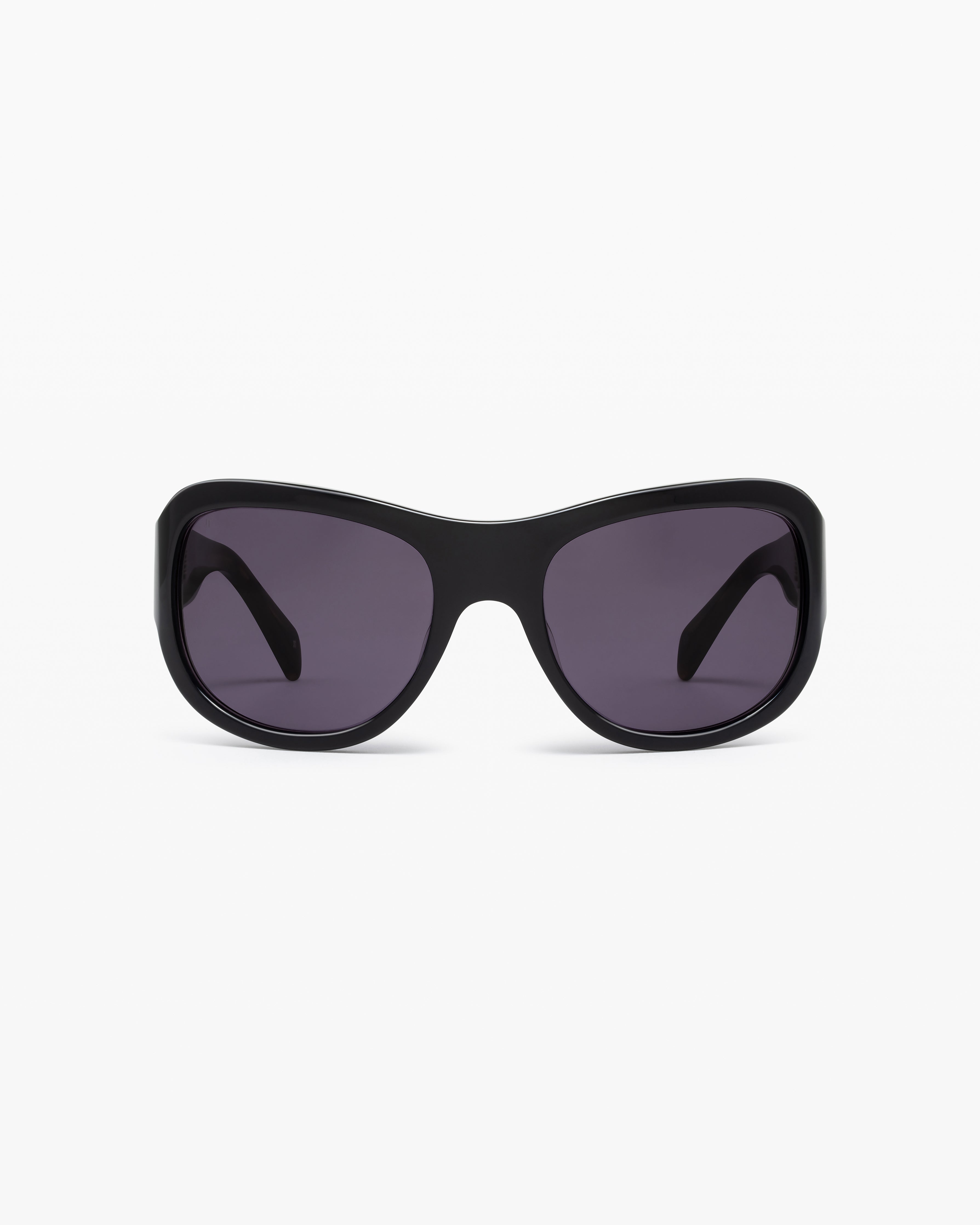 The Aela Aviator Women's Sunglasses in Black