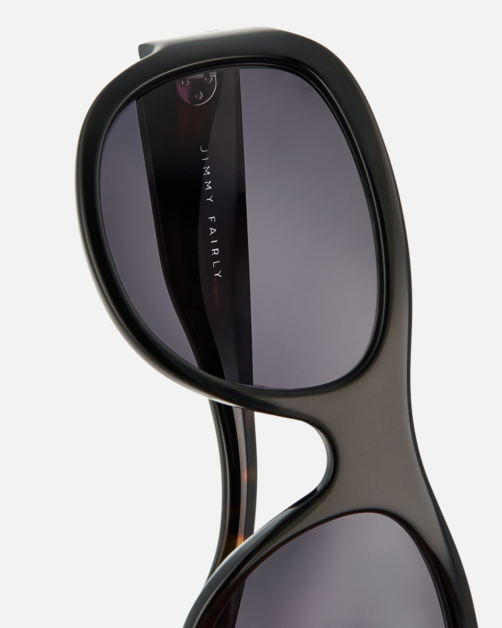 La Aela Aviateur Lunettes de Soleil pour femme in Noir