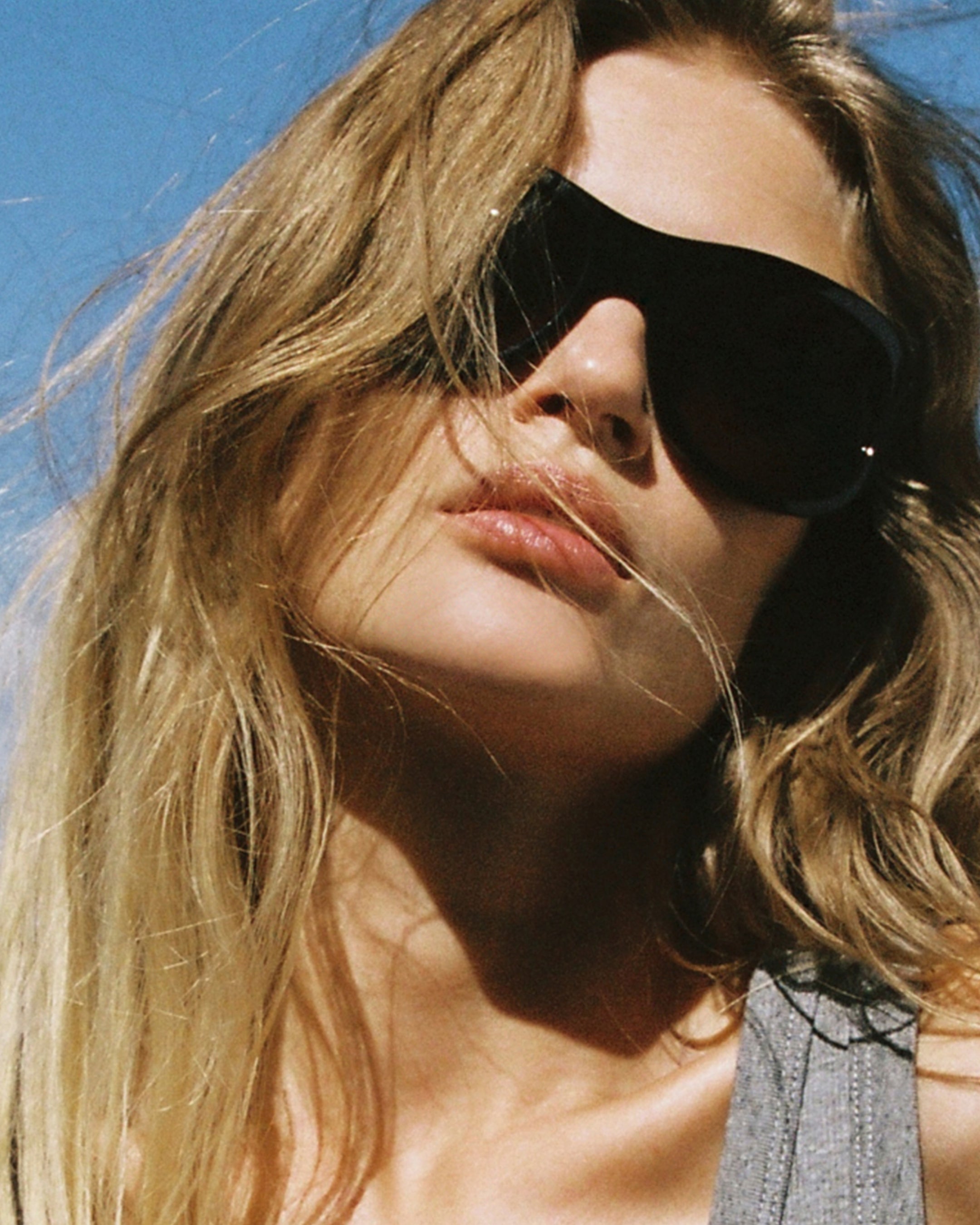 The Aela Aviator  in Black