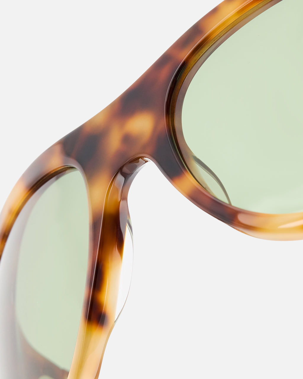 La Aela Aviador Gafas de Sol para Mujer in Carey oscuro