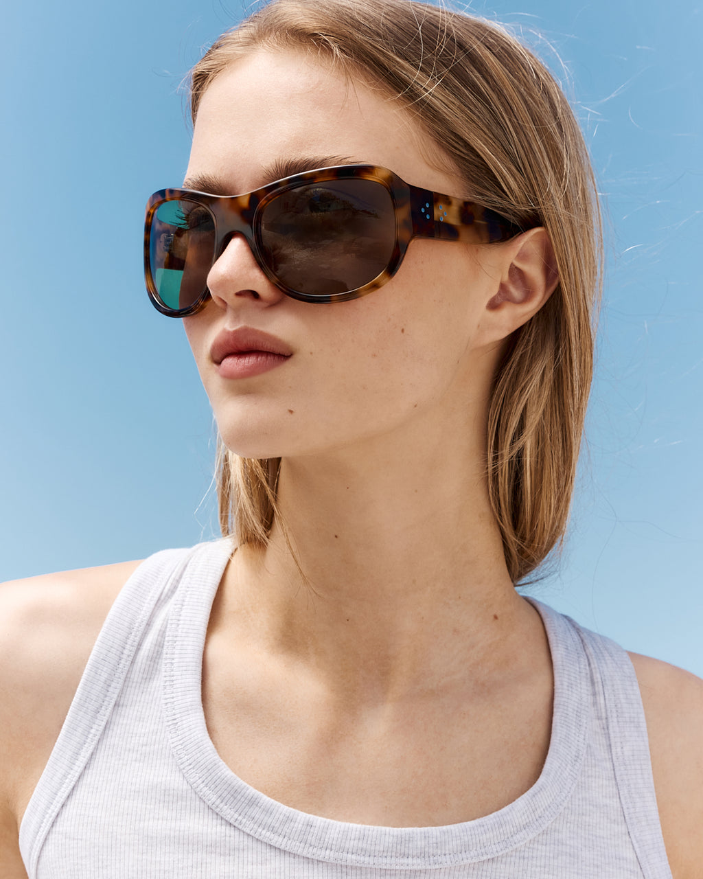 The Aela Aviator Women's Sunglasses in Dark Tortoise